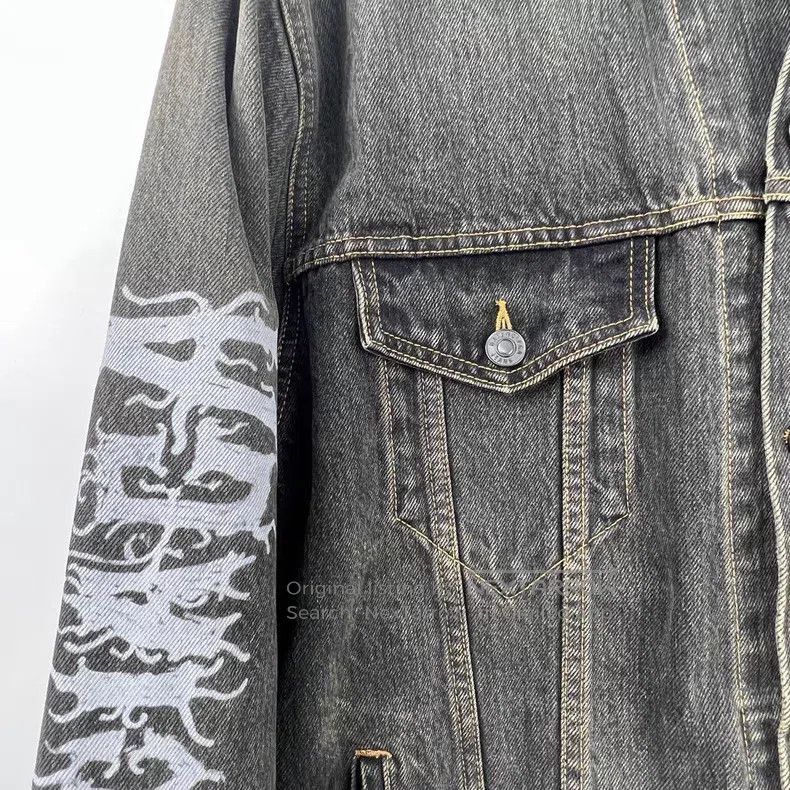 Balenciaga Balenciaga Dragon Year Limited Edition Sanskrit Graffiti L Size US XS / EU 42 / 0 - 5 Thumbnail
