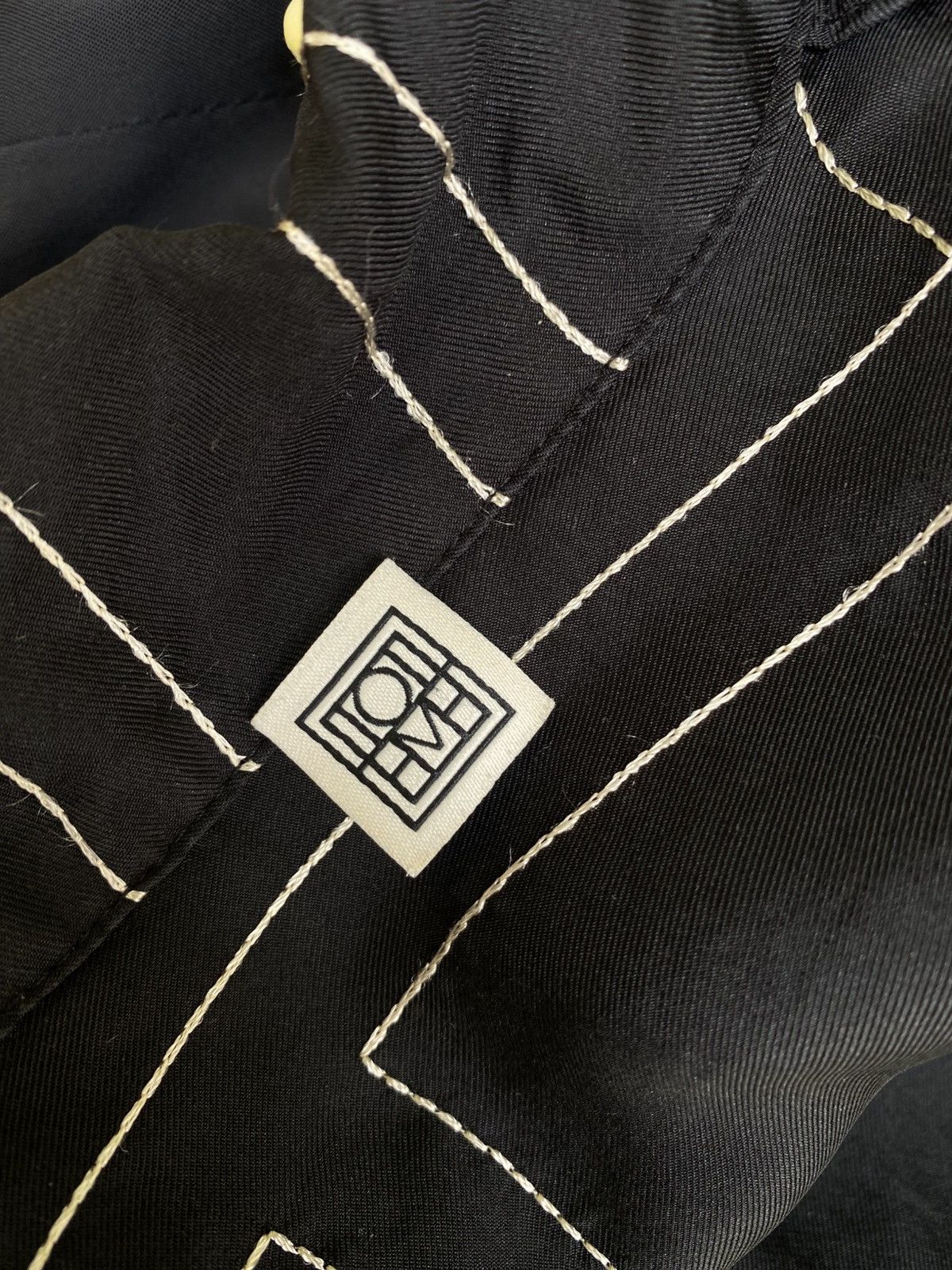Toteme Toteme- Sanville Monogram Silk Shirt Size M / US 6-8 / IT 42-44 - 4 Thumbnail