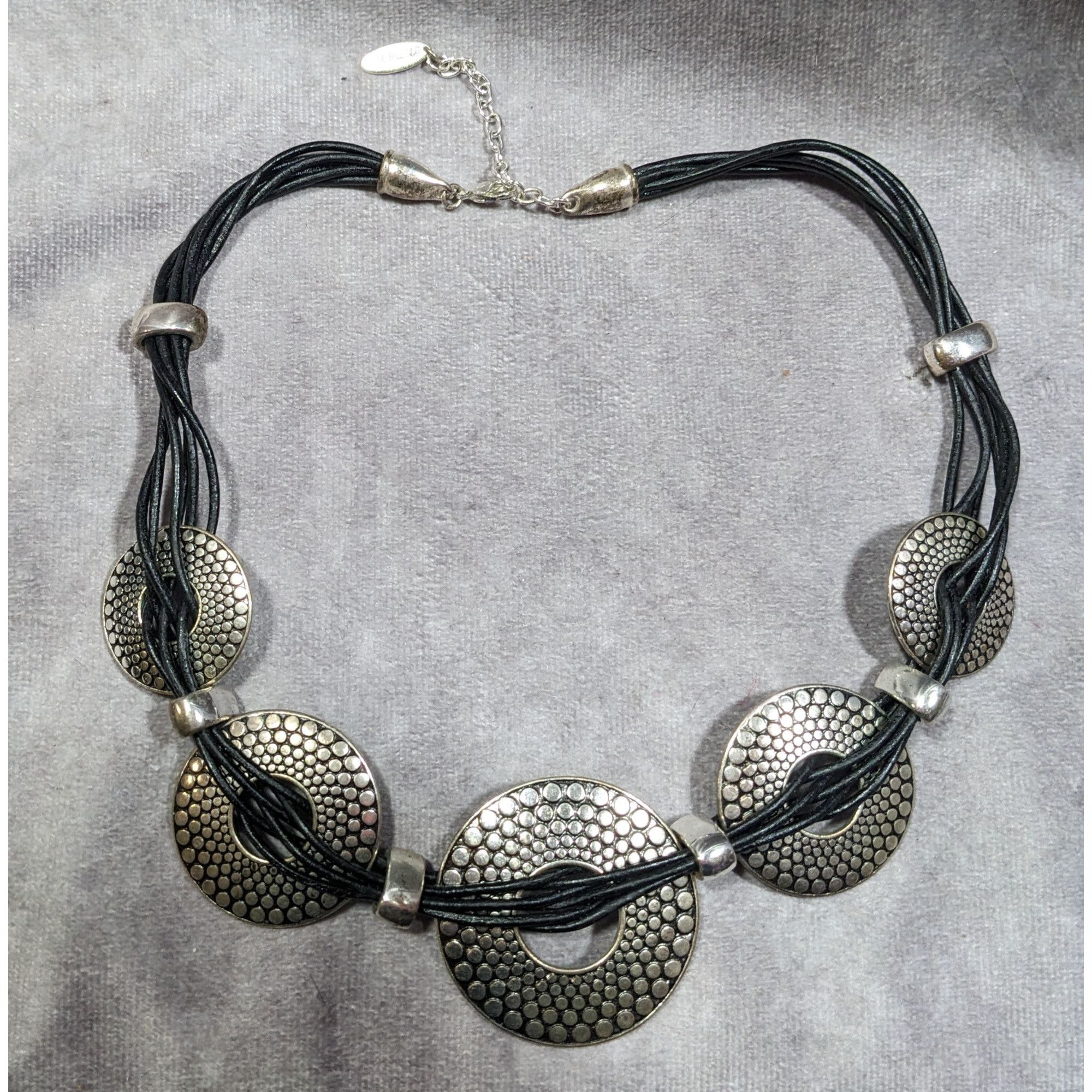 Other St. Thomas Silver Tone Pebble Medallion Statement Necklace Size ONE SIZE - 6 Thumbnail