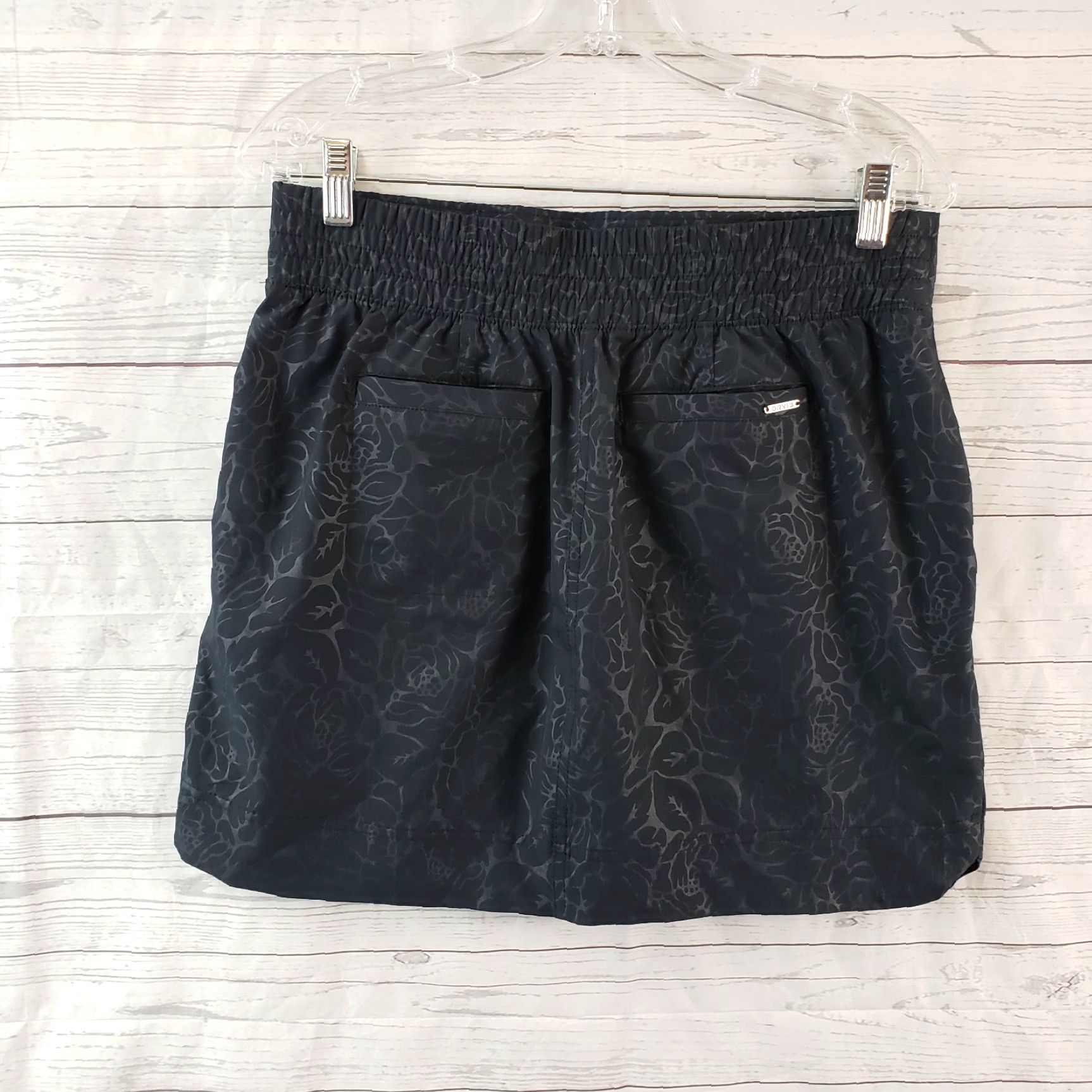 Orvis Orvis Womens Skort Sz S Black Floral Pull On Zip Pocket Athletic Short Skirt Womens Size ONE SIZE - 2 Thumbnail