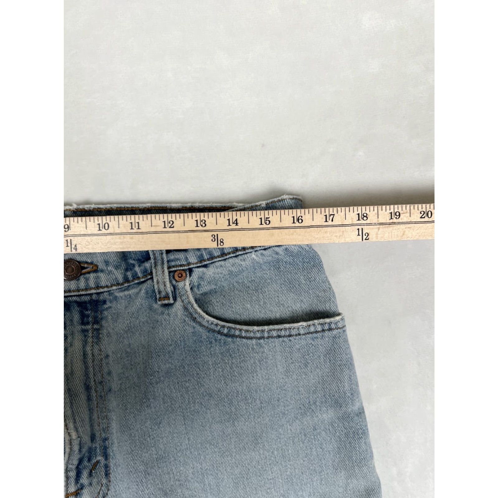 Levi's VINTAGE Levi’s 560 Jeans Mens 32x34 Blue Loose Fit Tapered Leg Made in USA Size US 32 / EU 48 - 6 Thumbnail