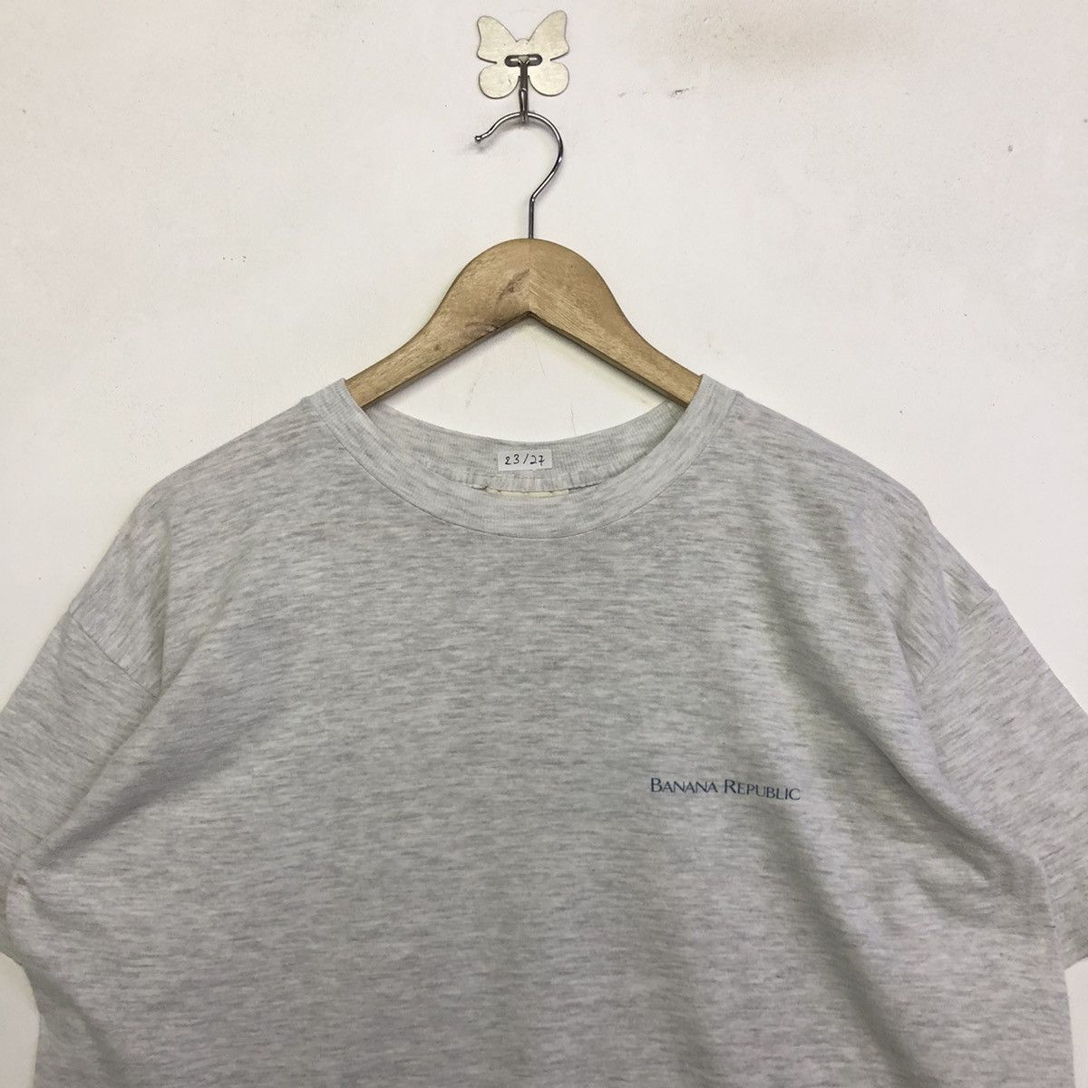 Banana Republic × Vintage Vintage Banana Republic Backphoto Tshirt Size US S / EU 44-46 / 1 - 5 Thumbnail