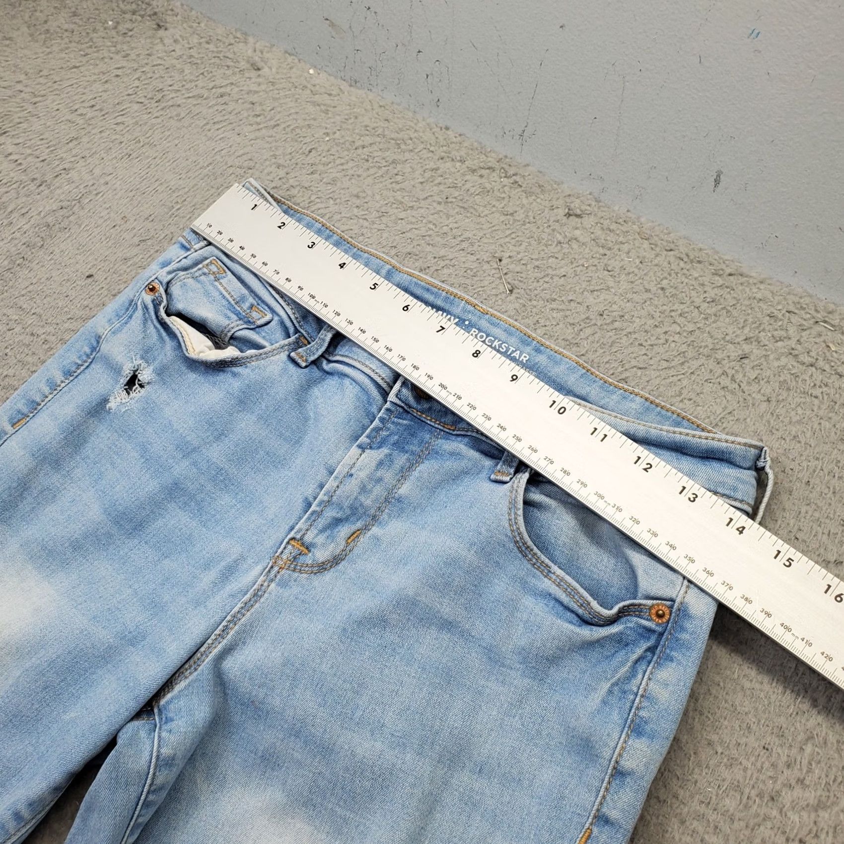 Old Navy Old Navy Rockstar Jeans Womens Size 6 Blue Denim Mid Rise Skinny Fit Ripped Light Wash Jeans Size 28" / US 6 / IT 42 - 3 Thumbnail