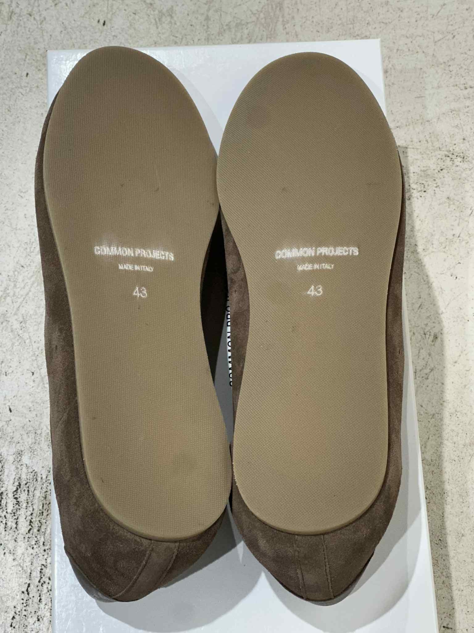 Common Projects Driving Shoe Taupe 5234 2006 US 10 EU 43 Size US 10 / EU 43 - 9 Thumbnail
