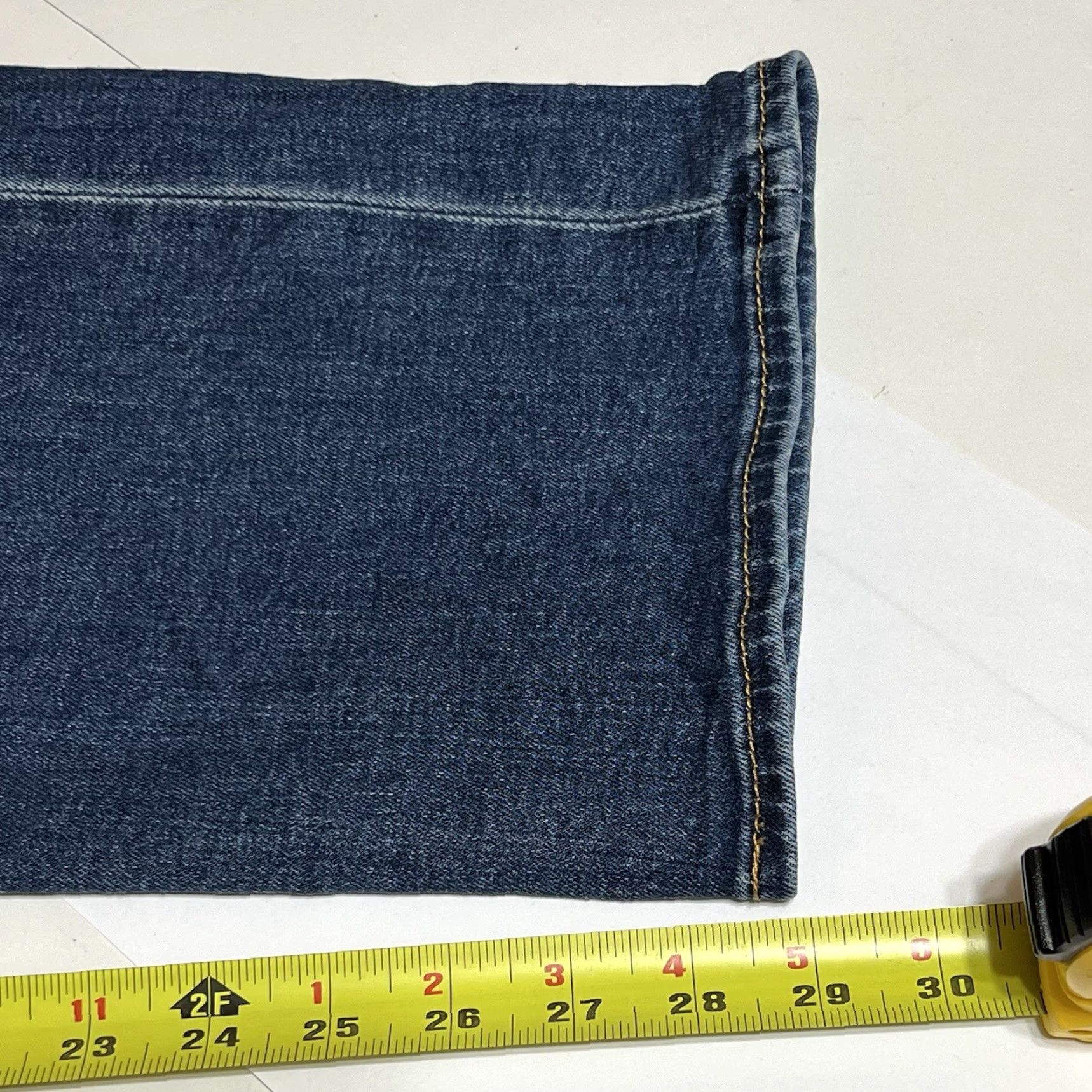 Levi's VINTAGE Levis 501 Jeans Mens Button Fly Denim Straight Original Fit 42x29 42x30 Blue 5-Pocket Regular Mens Classic Levi'S 501 Series Jeans Set Size US 42 / EU 58 - 6 Thumbnail