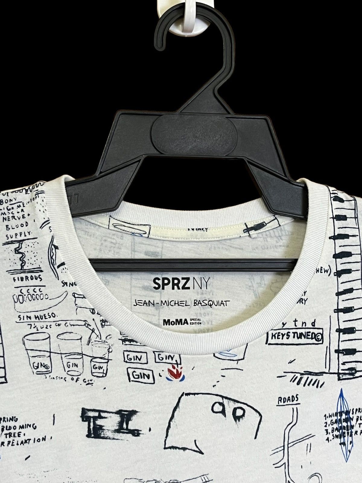 Jean-Michel Basquiat JEAN MICHEL BASQUIAT x UNIQLO 2014 FULL PRINT TEE SHIRT Size US S / EU 44-46 / 1 - 4 Thumbnail