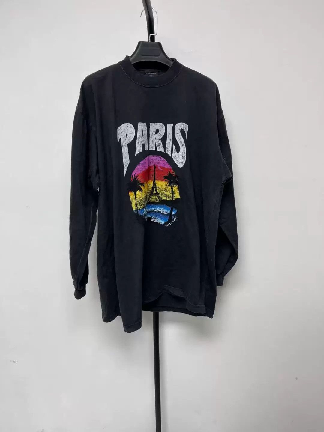 Balenciaga balenciaga paris graphic long sleeve t-shirt Size US XS / EU 42 / 0 - 1 Thumbnail