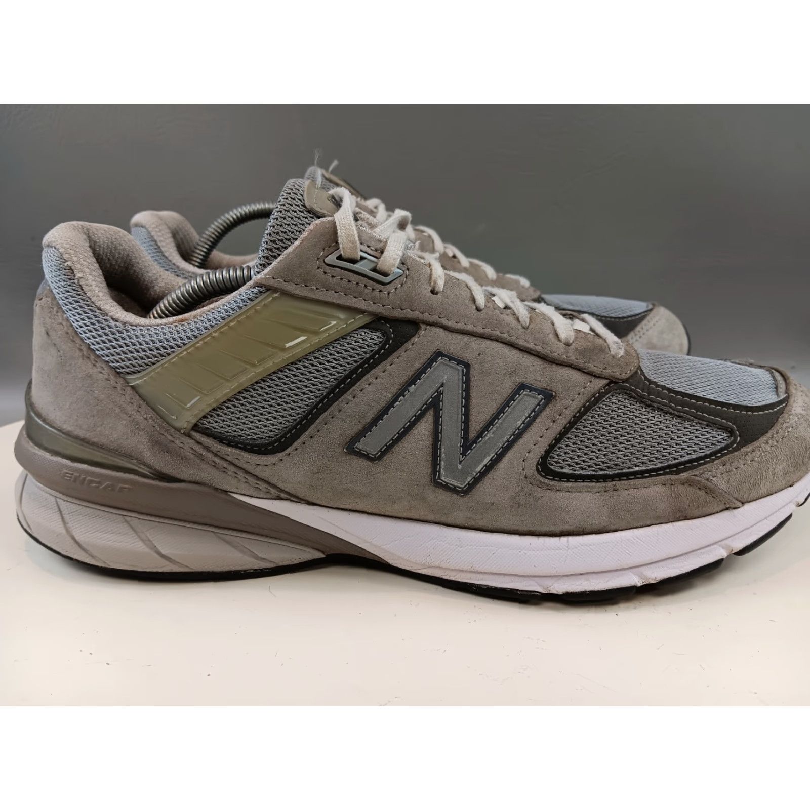 New Balance NEW BALANCE 990v5 Mens Size 12 Gray Low Made in USA ENCAP Sneaker Size ONE SIZE - 7 Thumbnail