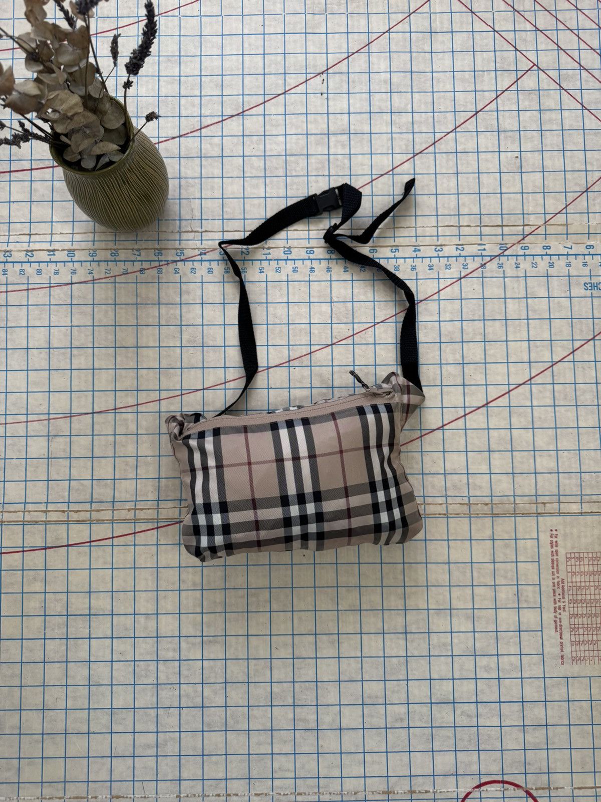 Burberry Burberry Golf Nova Check Full Zip Packable Jacket Medium Size US M / EU 48-50 / 2 - 14 Thumbnail