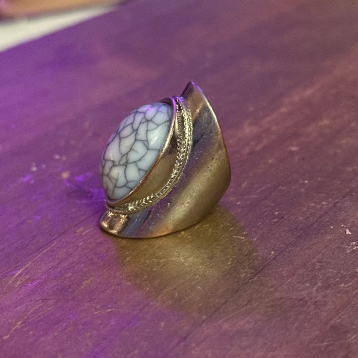 Vintage Vintage silver tone white marbled stone statement ring Size ONE SIZE - 8 Thumbnail