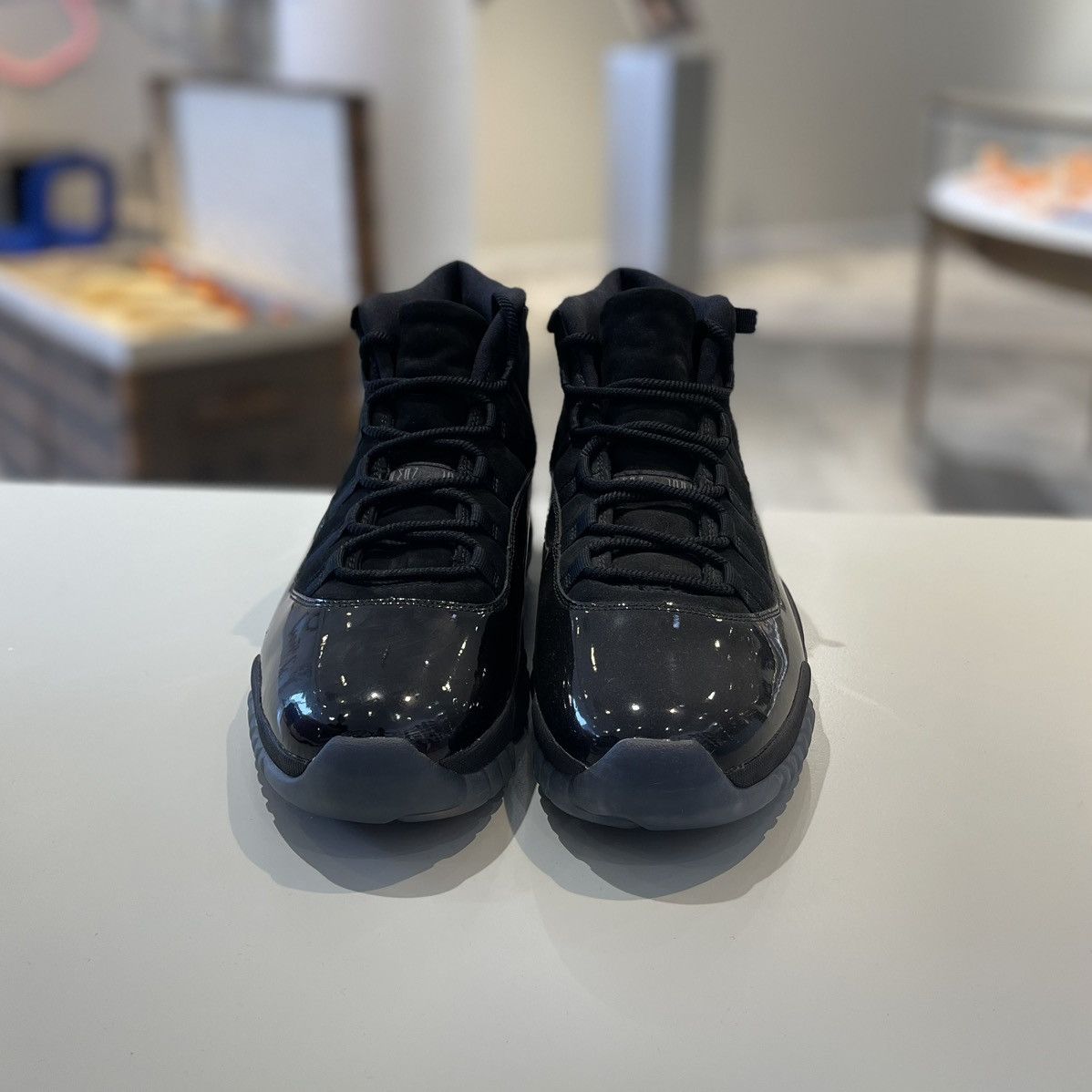 Nike Air Jordan 11 Retro Cap and Gown Size US 12 / EU 45 - 3 Thumbnail