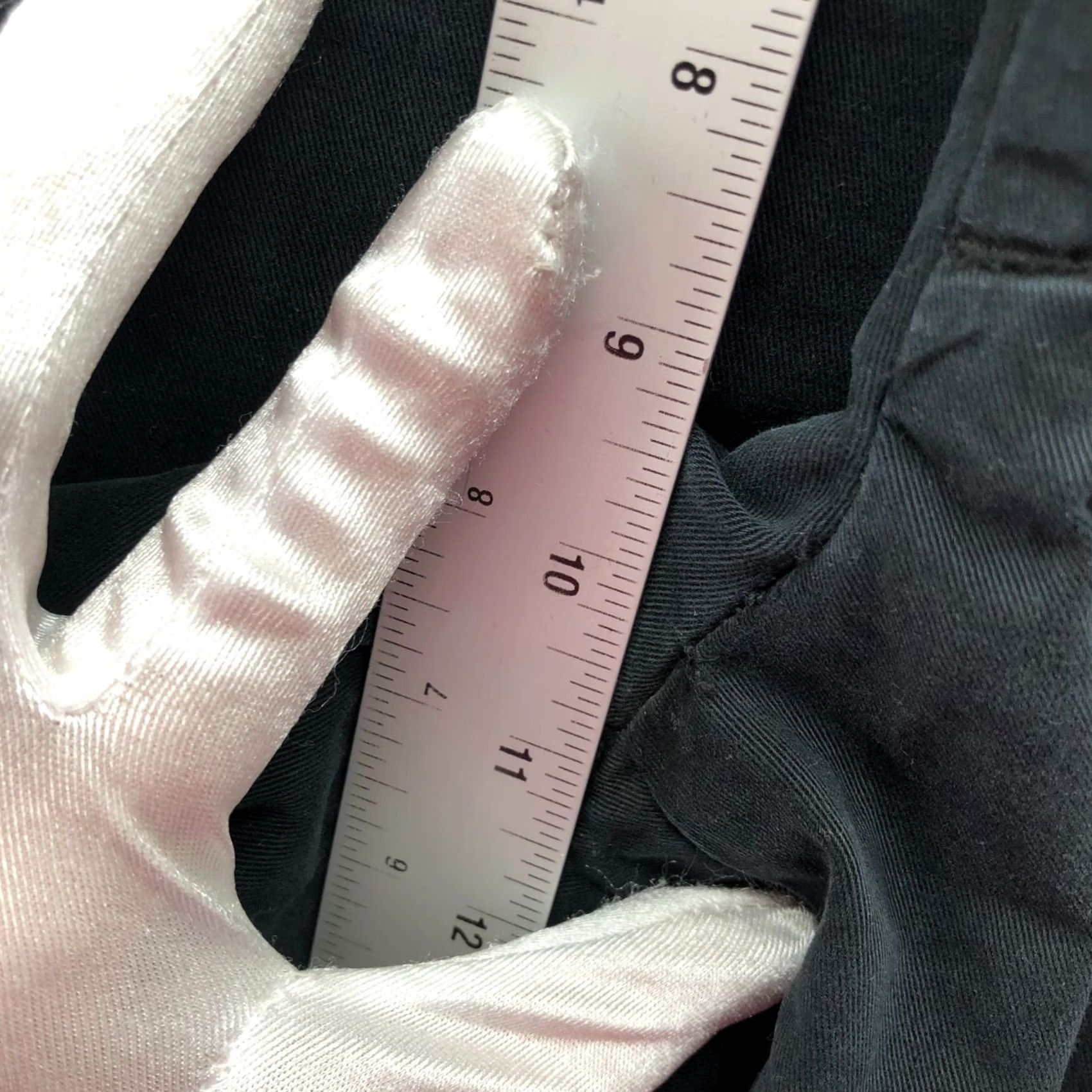 Polo Ralph Lauren VINTAGE? No. Polo Ralph Lauren Chino Shorts Mens 39 Black 10.5'' Inseam Cotton Flap Pocket Casual Everyday Classic Mens Size US L / EU 52-54 / 3 - 5 Thumbnail