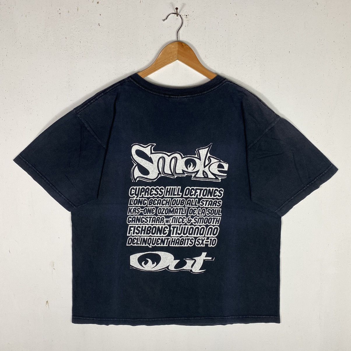 Rap Tees VINTAGE CYPRESS HILL SMOKE OUT CONCERT SUNFADED TEE Size US L / EU 52-54 / 3 - 7 Thumbnail