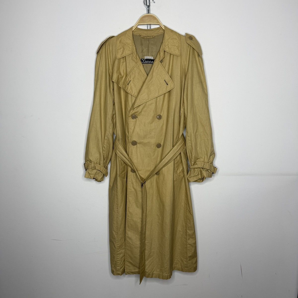 Vintage Vintage Trench Coat Beige Made in Italy Avant Garde 80s 90s Size US M / EU 48-50 / 2 - 1 Thumbnail
