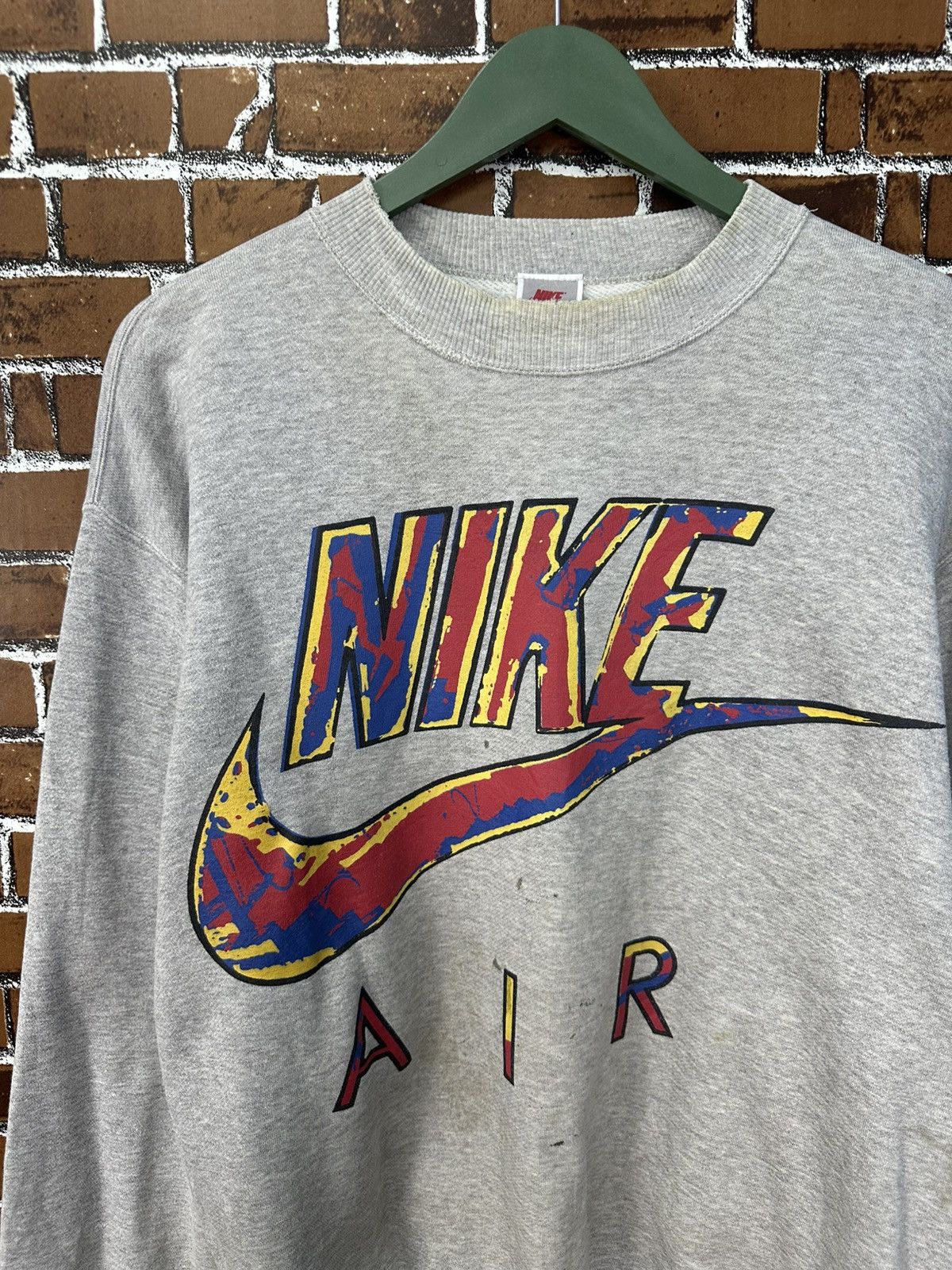 Nike Vintage 80s Nike Air Big Logo Crewneck Z357 Size US L / EU 52-54 / 3 - 2 Thumbnail