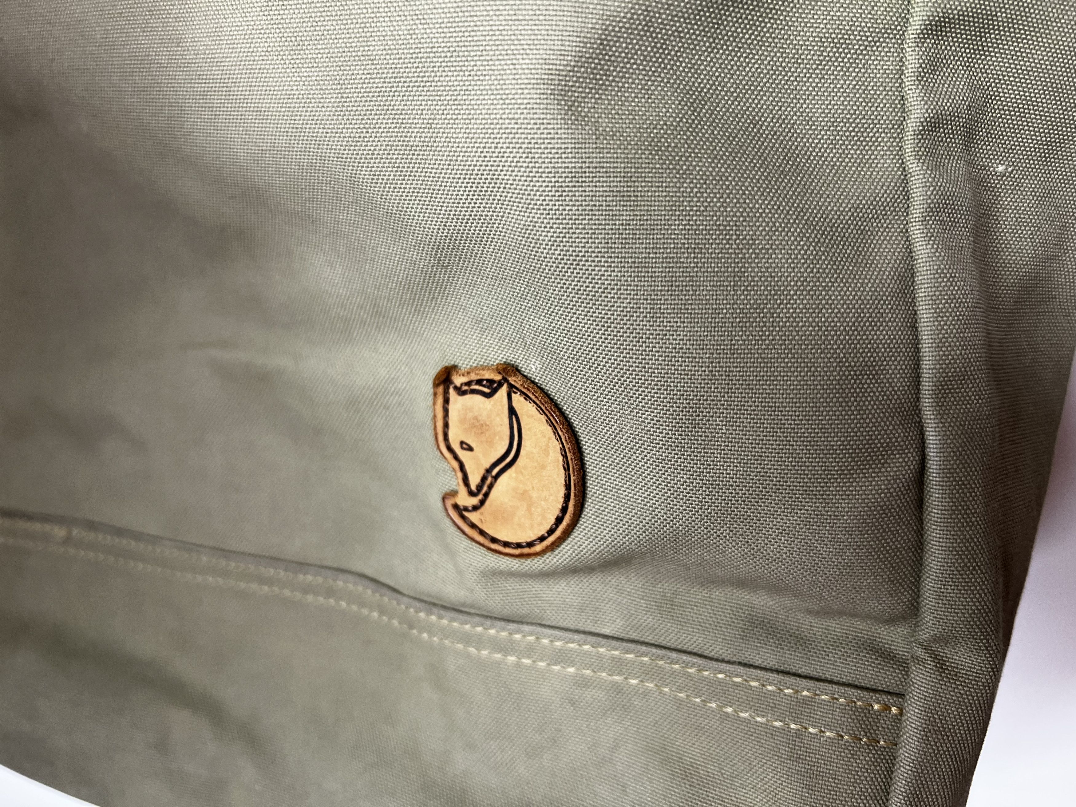 Longchamp FJALLRAVEN G-1000 TOTEPACK NO.1 TRAVEL SHOULDER BAG BACKPACK Size ONE SIZE - 4 Thumbnail