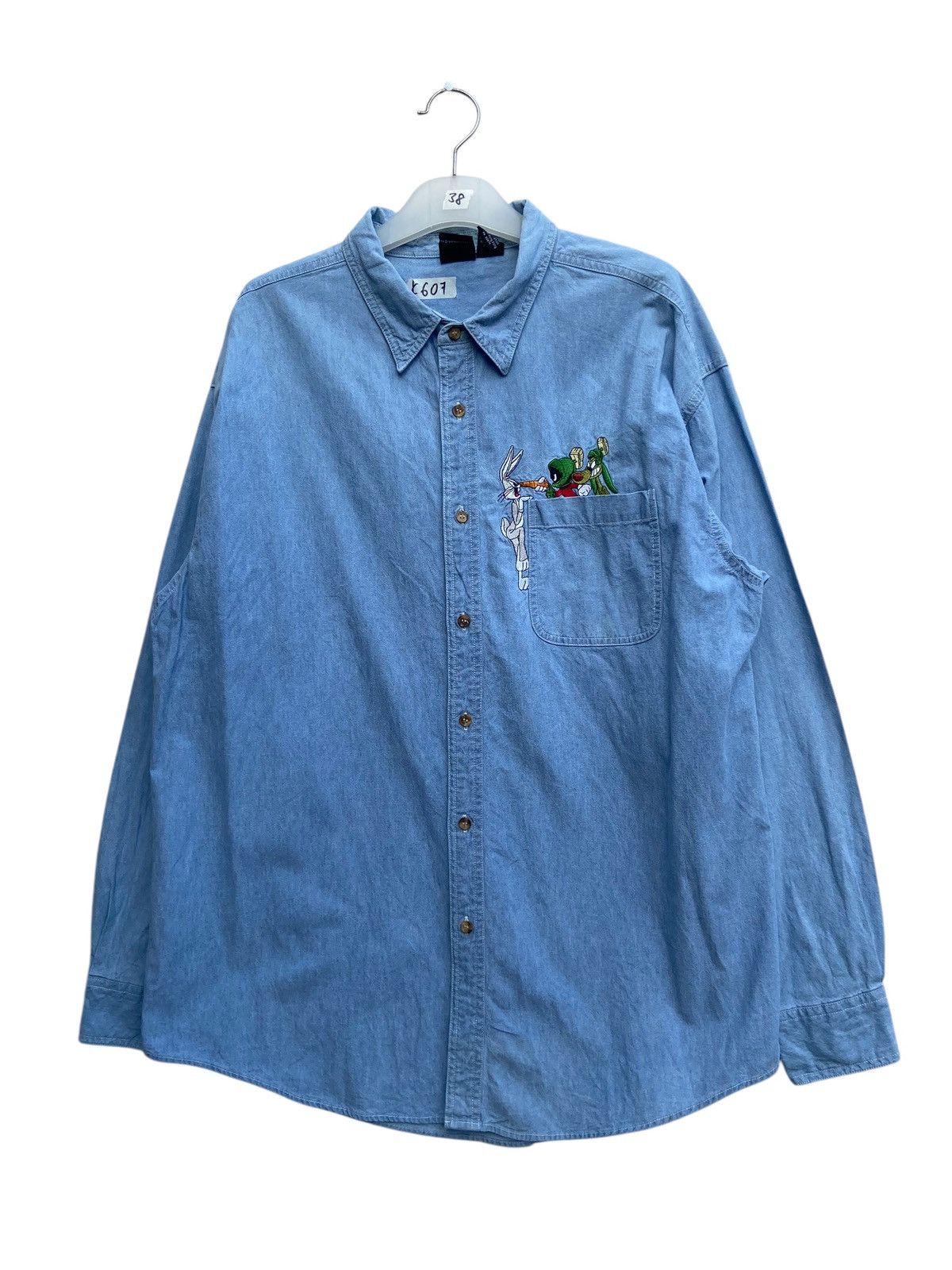 Warner Bros Vintage Warner Bros Chambray Shirt Size US XL / EU 56 / 4 - 1 Thumbnail