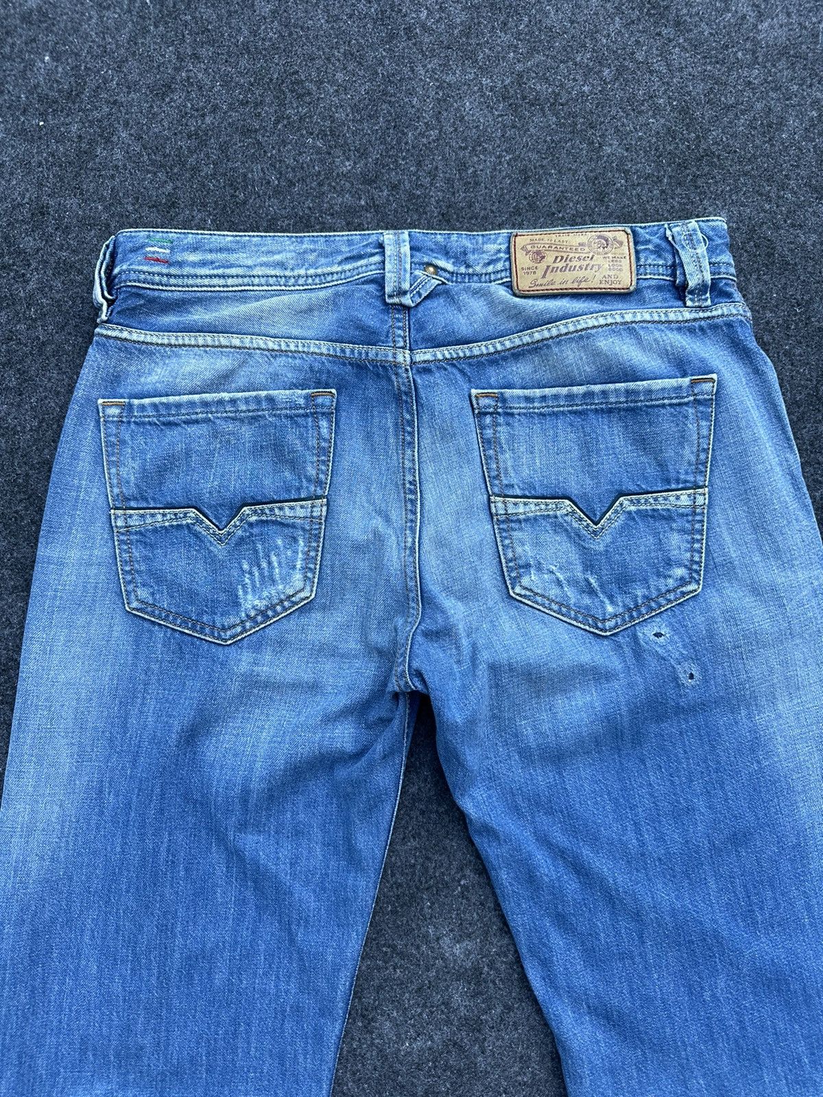 Diesel Vintage Diesel Industries Washed Denim 31x33 D48 Size US 31 - 6 Thumbnail