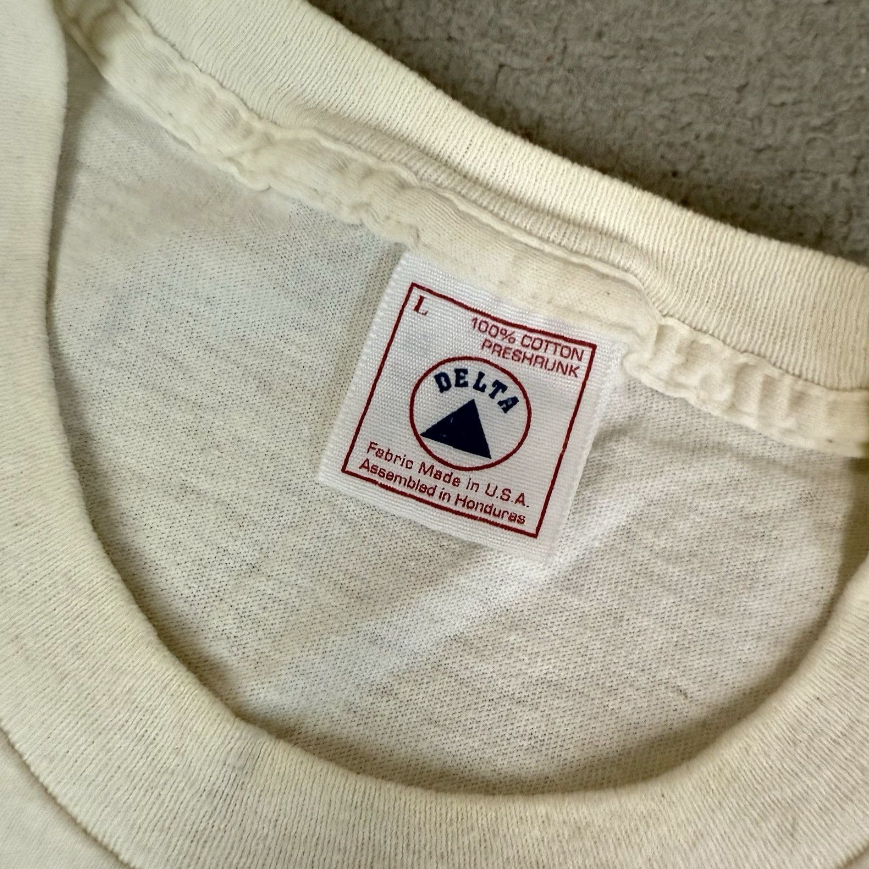 Delta VINTAGE Delta Golf T-Shirt Mens L White Stitch Parody Shirt Size US L / EU 52-54 / 3 - 5 Thumbnail