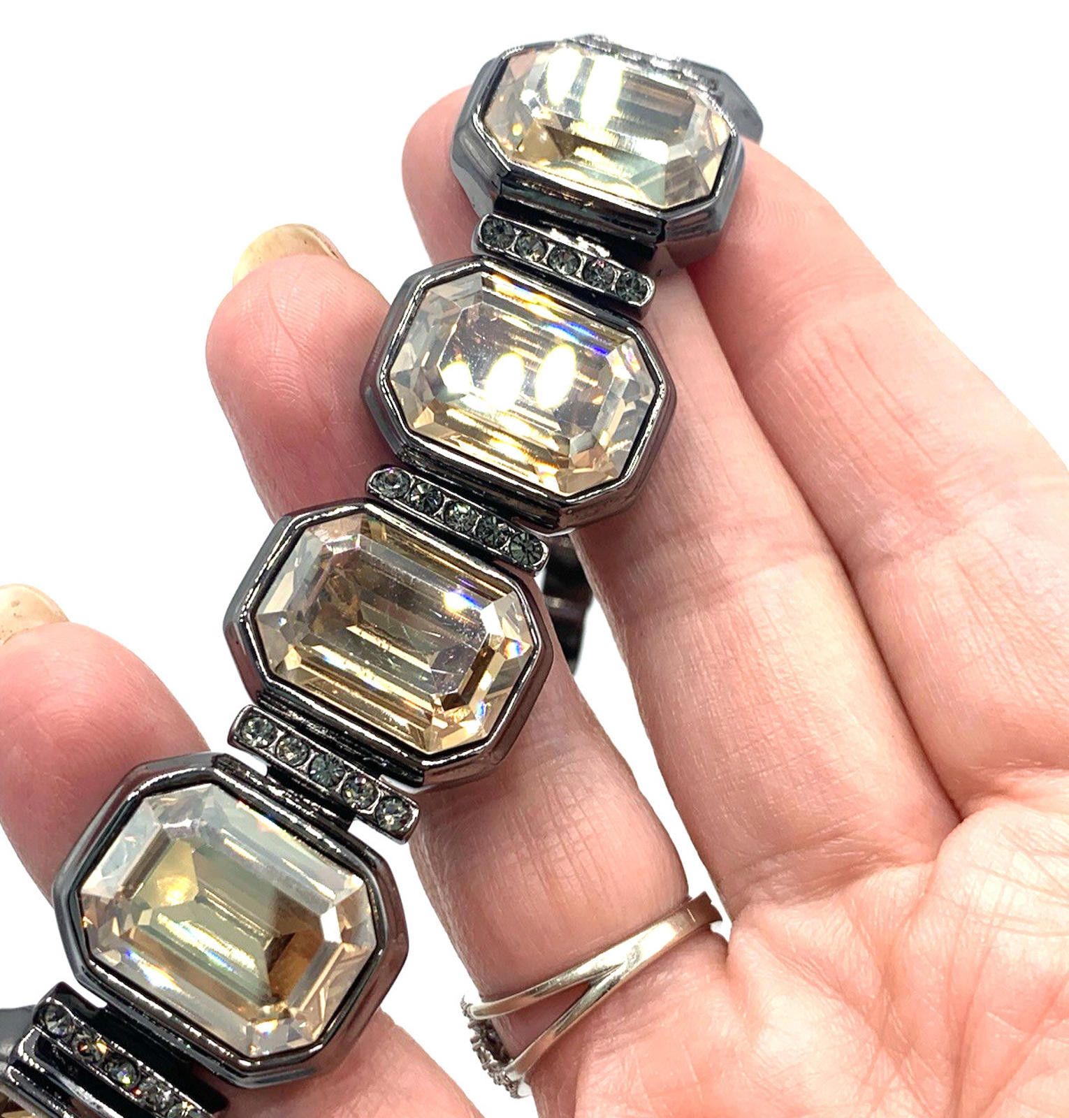 Other Judith Leiber Champagne Tone Rhinestone Runway Bracelet Size ONE SIZE - 4 Thumbnail