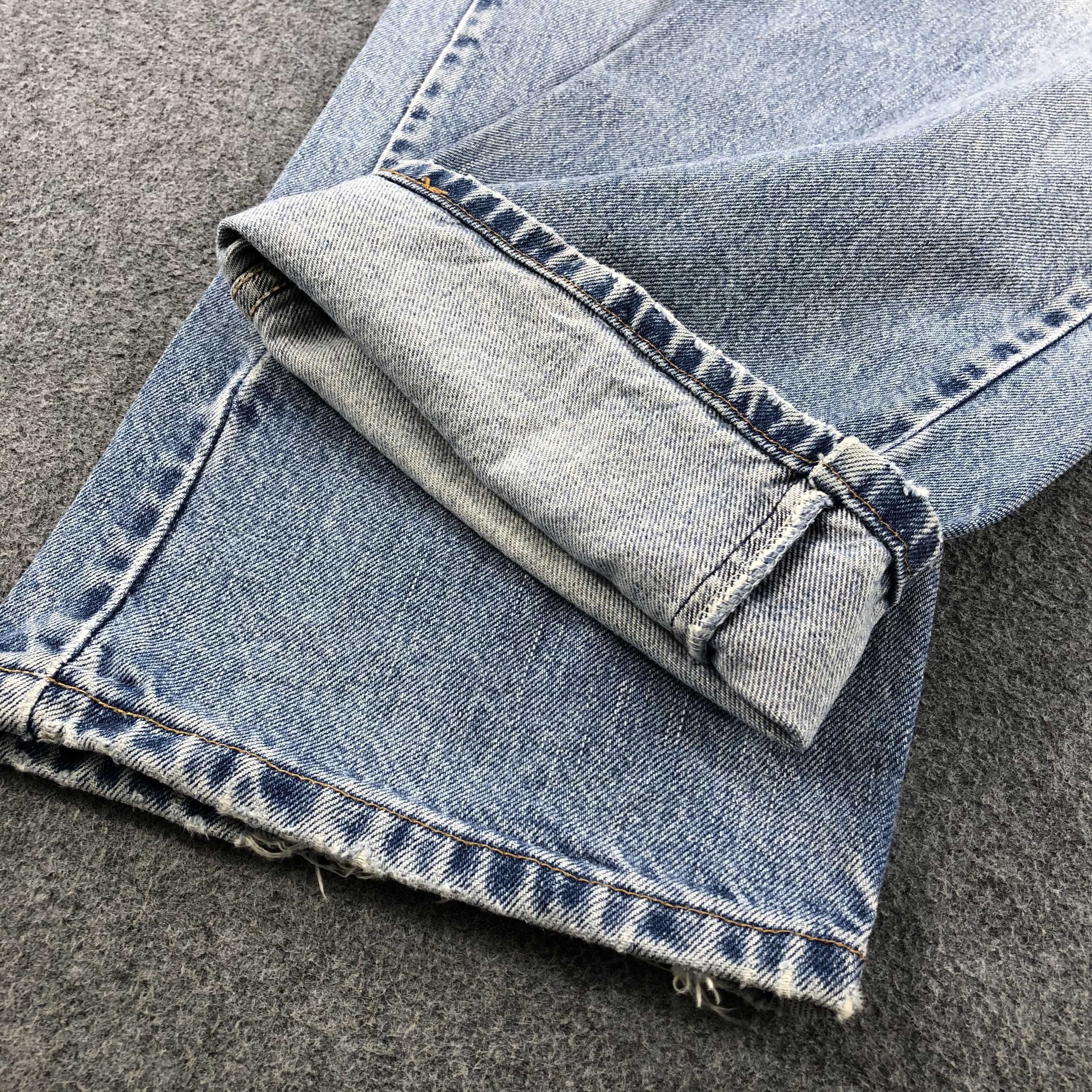 Levi's × Vintage Vintage 90s Light Wash Levis 505 Jeans-JM1874 Size US 38 / EU 54 - 7 Thumbnail