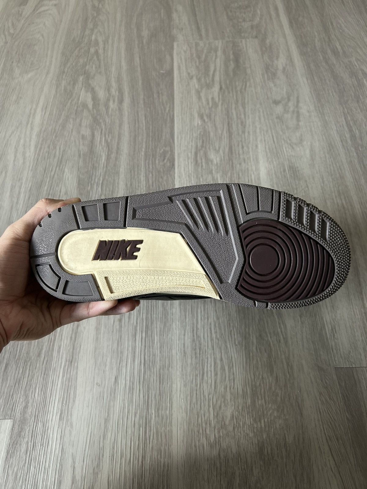 A Ma Maniere × Jordan Brand A Ma Maniere Air Jordan Retro 3 While You Were Sleeping 8.5M Size US 8.5 / EU 41-42 - 11 Thumbnail