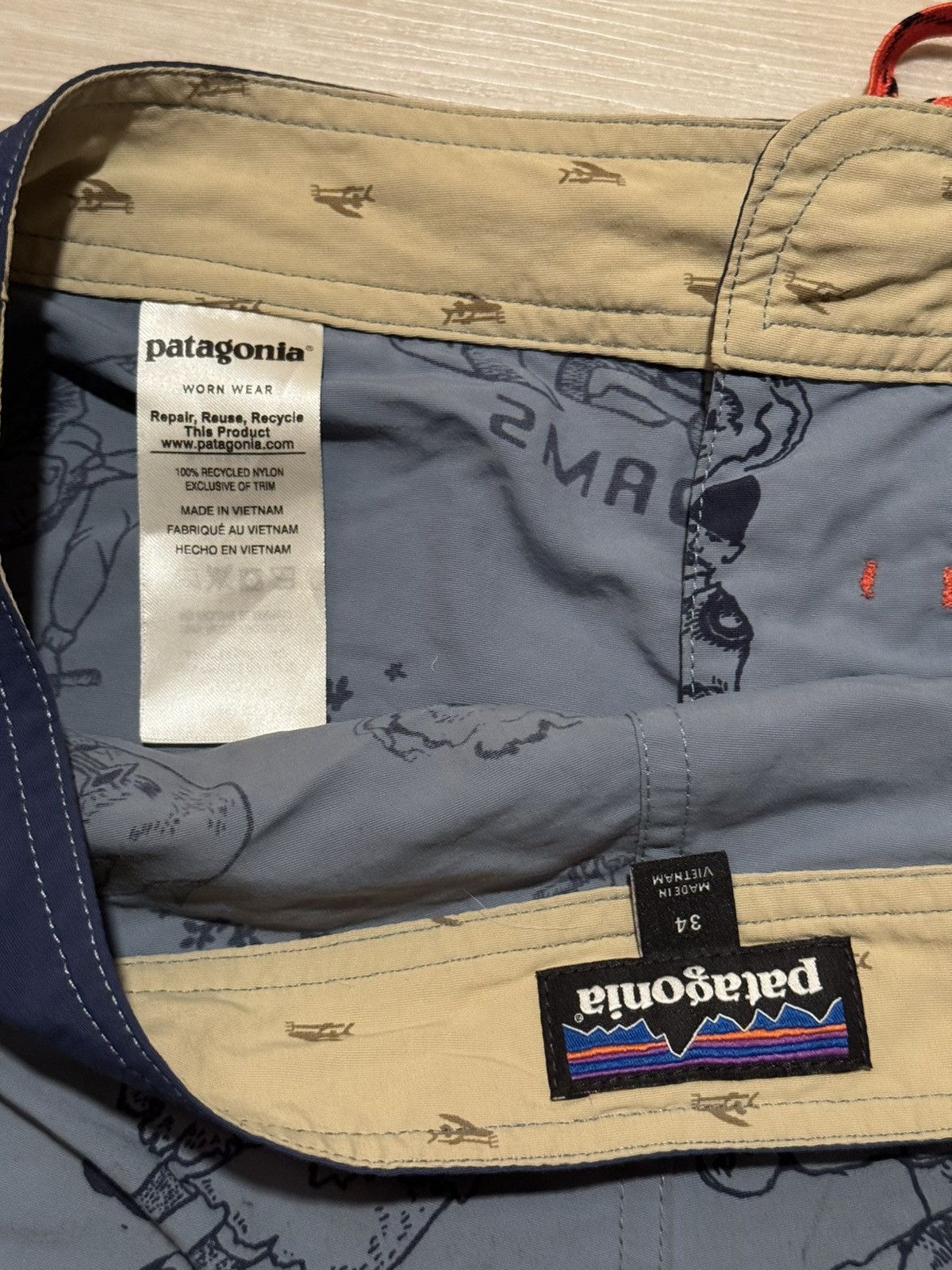 Patagonia Patagonia swim trunks men size 34 Size US 34 / EU 50 - 3 Thumbnail