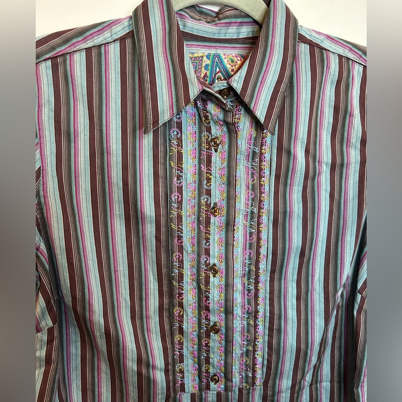 Robert Graham Robert Graham Vintage Embroidered Cynthia Button Down Shirt Size M / US 6-8 / IT 42-44 - 6 Thumbnail
