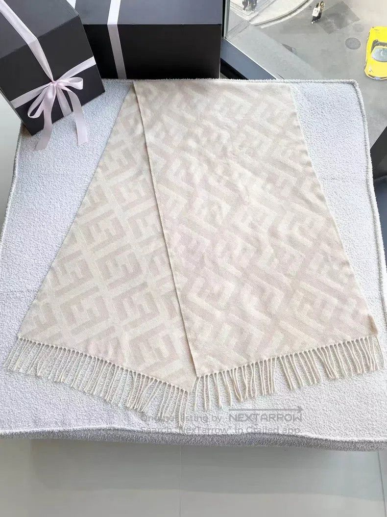Fendi Fendi size 45*182 Double F Printed Scarf Size ONE SIZE - 2 Thumbnail