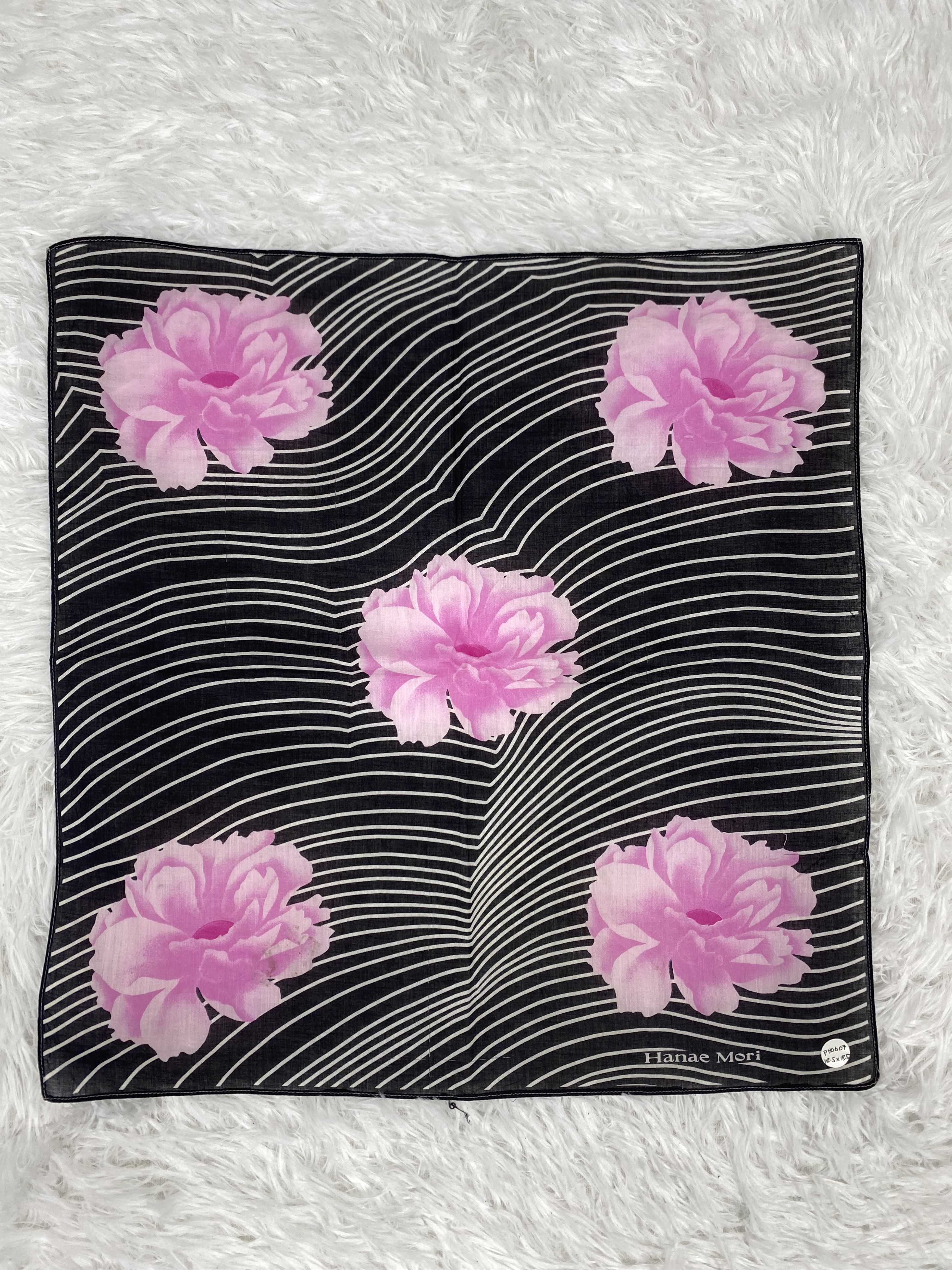 Hanae Mori Vintage Hanae Mori Handkerchief Neckerchief PH0607 Size ONE SIZE - 3 Thumbnail