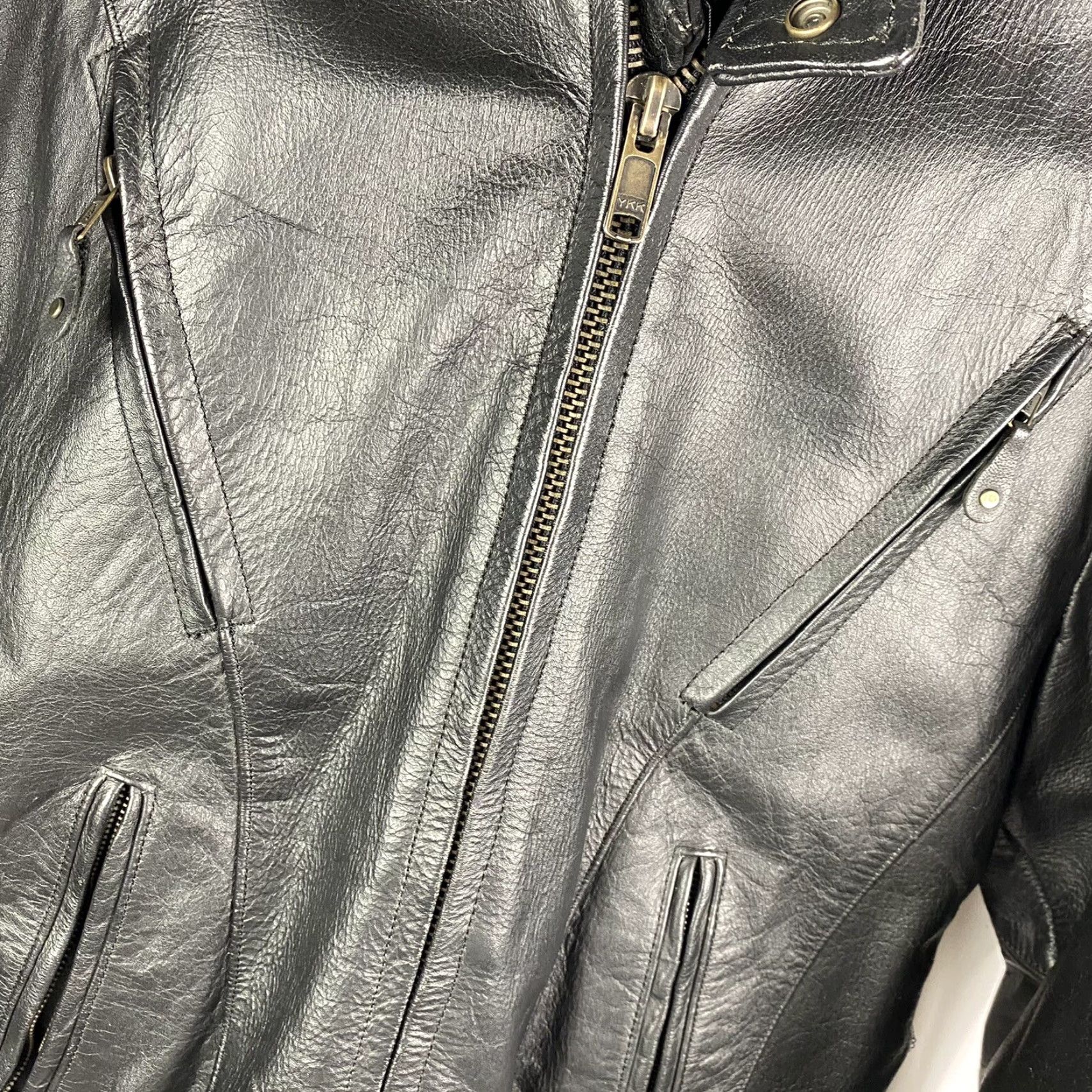 Vintage VINTAGE Hot Leathers Quality Heavy Leather Motorcycle Jacket 48 Size Black Mens Jacket Adult 48 Leather Motorcycle Jacket Size US M / EU 48-50 / 2 - 3 Thumbnail
