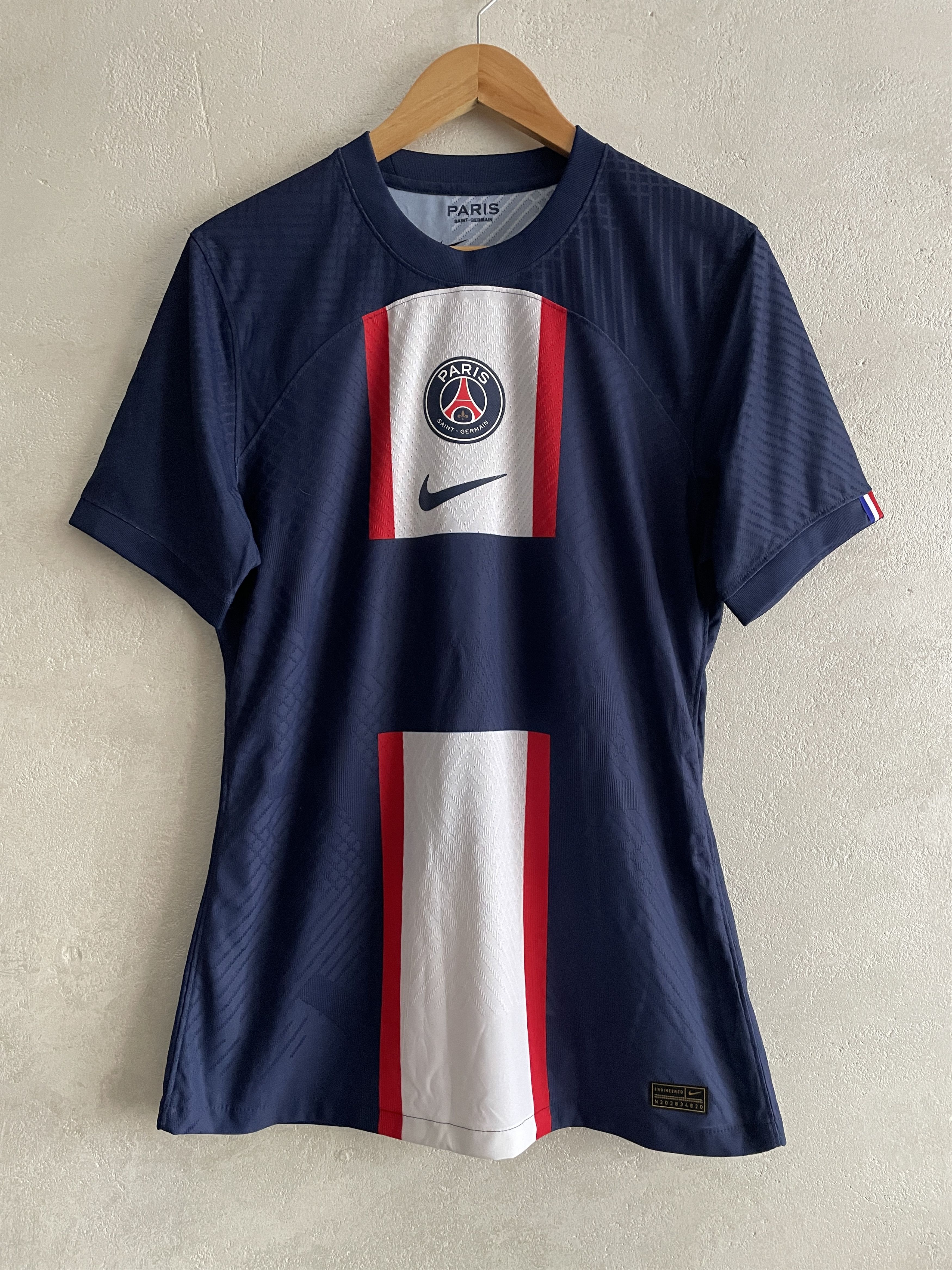 Nike PSG Home Shirt 2022 2023 Player Issue Jersey Authentic Size US M / EU 48-50 / 2 - 1 Thumbnail
