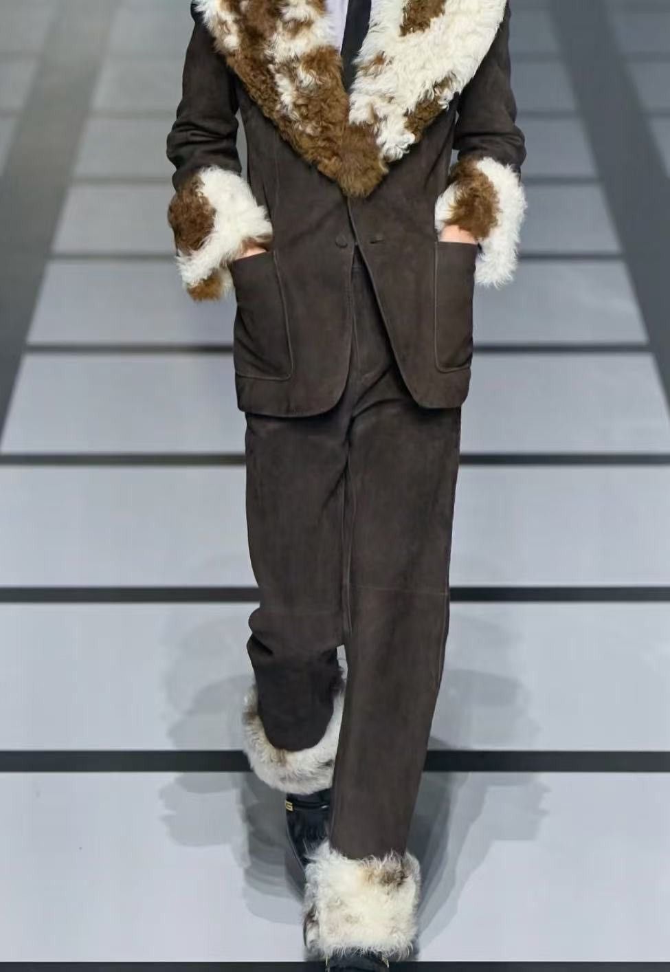 Gucci tailored suede pants with shearling trim size48 Size US 32 / EU 48 - 1 Thumbnail