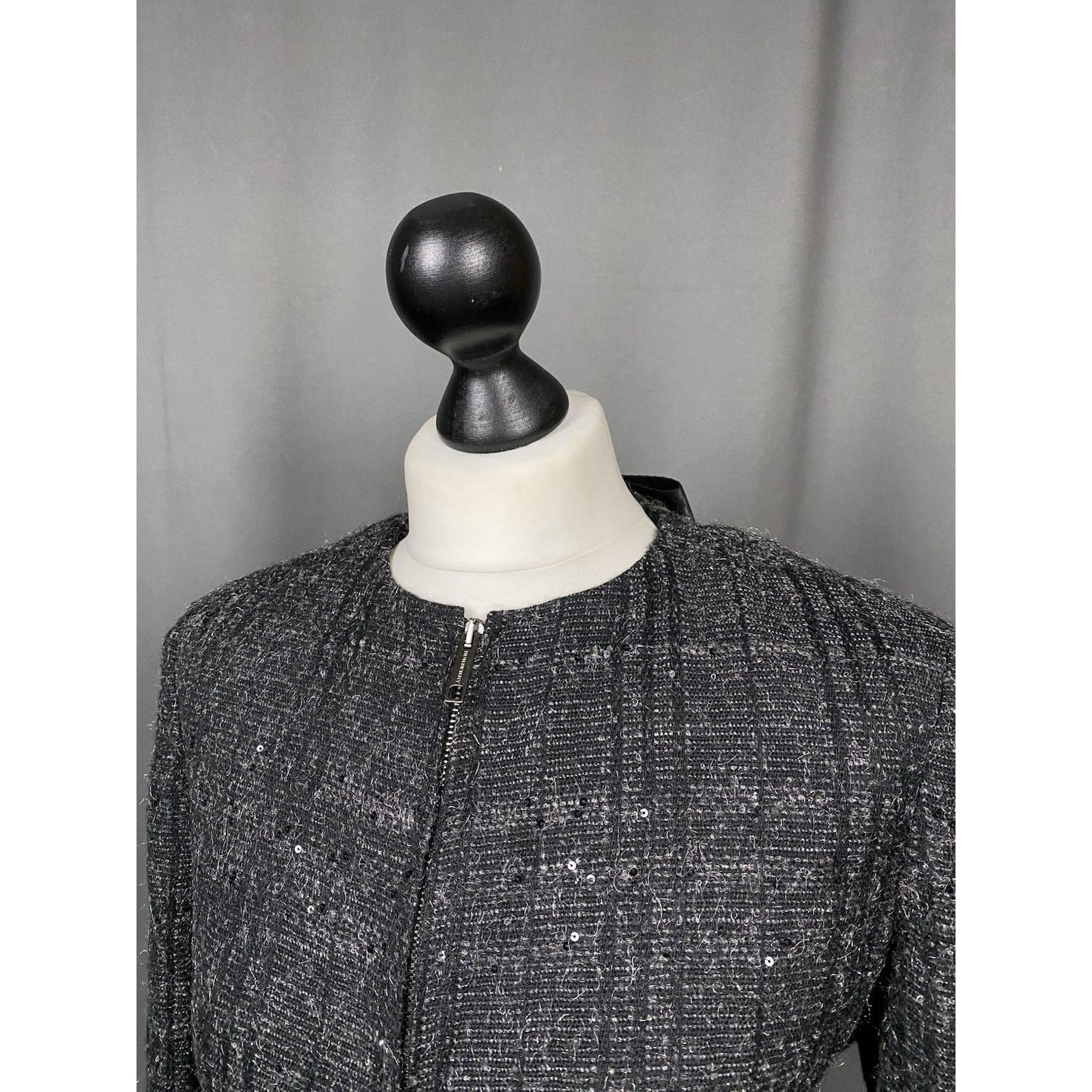 Burberry MINT! Burberry Wool Zipper Up Sequin Suit Jacket Dark Gray S Size M / US 6-8 / IT 42-44 - 6 Thumbnail