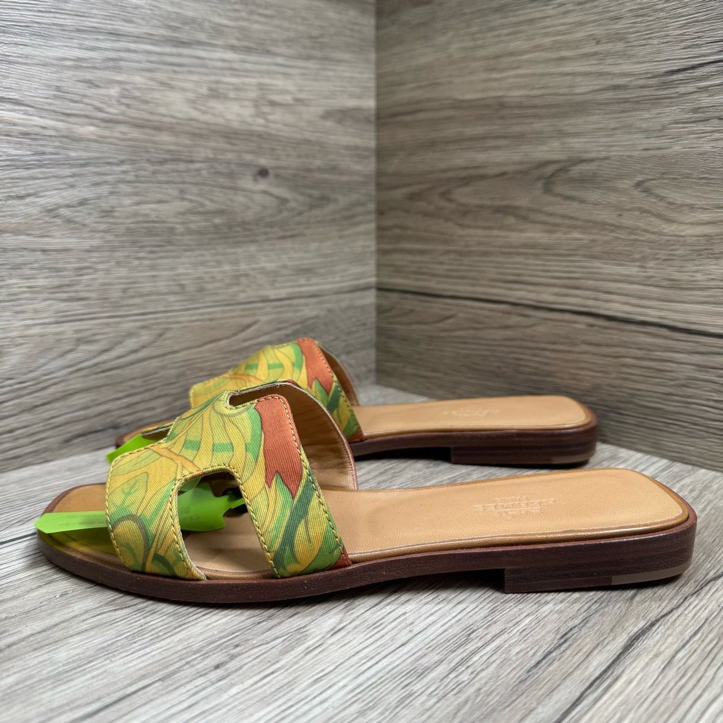 Hermes Hermes Yellow Sandals us_6 Women Size US 6 / IT 36 - 1 Thumbnail
