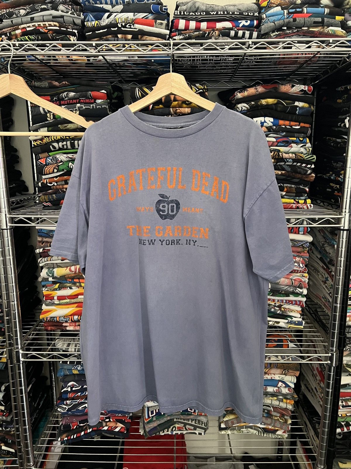 Grateful Dead 2002 Grateful Dead The Garden Collegiate Tee Band Size US XXL / EU 58 / 5 - 1 Thumbnail