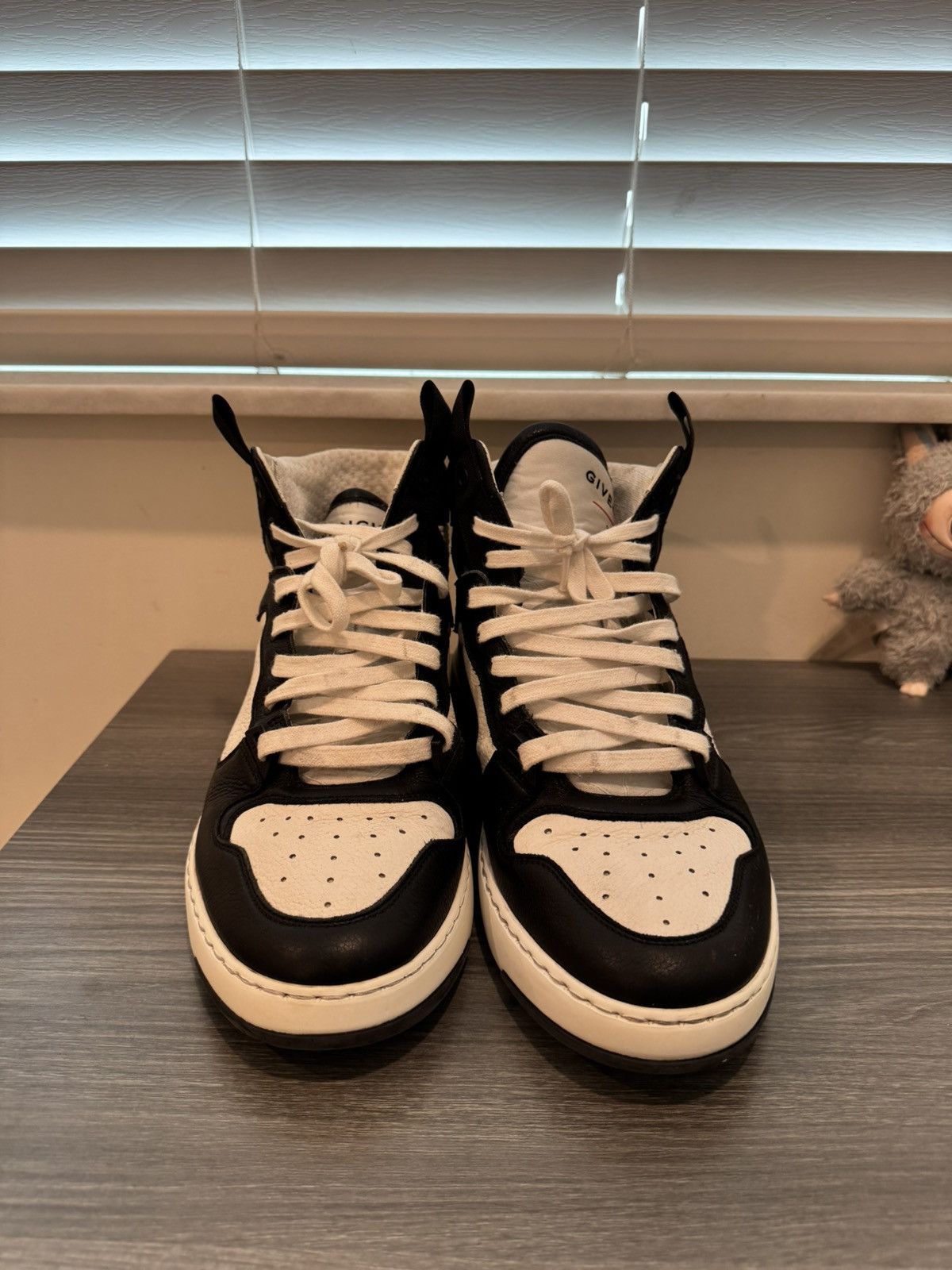 Givenchy Givenchy Wing high top sneakers Size US 9 / EU 42 - 2 Thumbnail