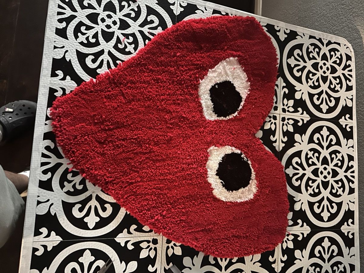 Comme des garcons rug clearance