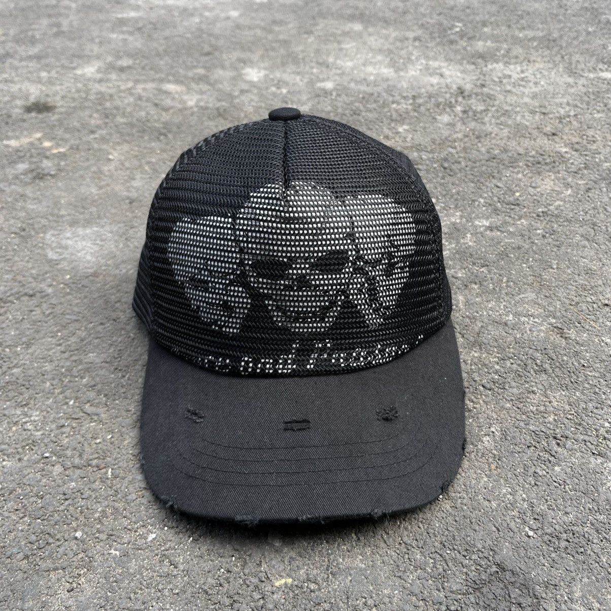 Beauty Beast Y2K Skull Trucker Hat Size ONE SIZE - 1 Thumbnail