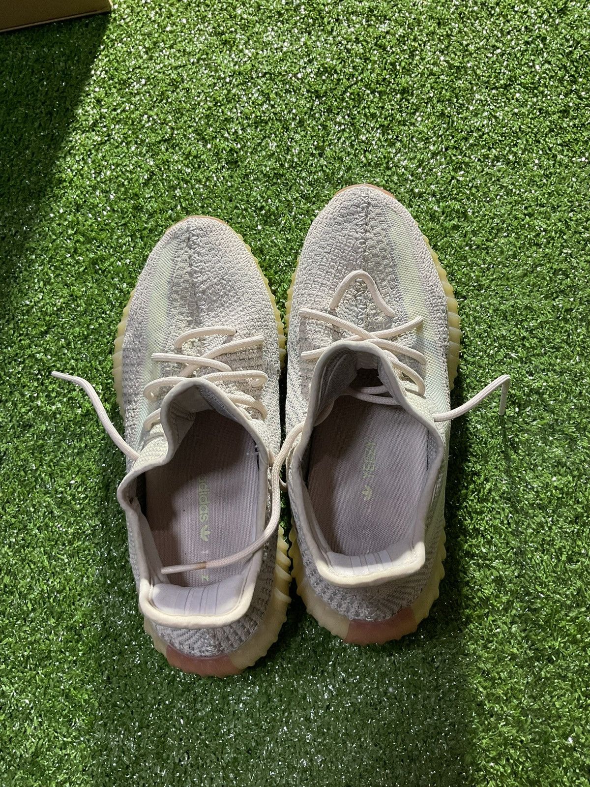 Yeezy Adidas Yeezy Boost 350 V2 Citrin Size US 10.5 / EU 43-44 - 5 Thumbnail