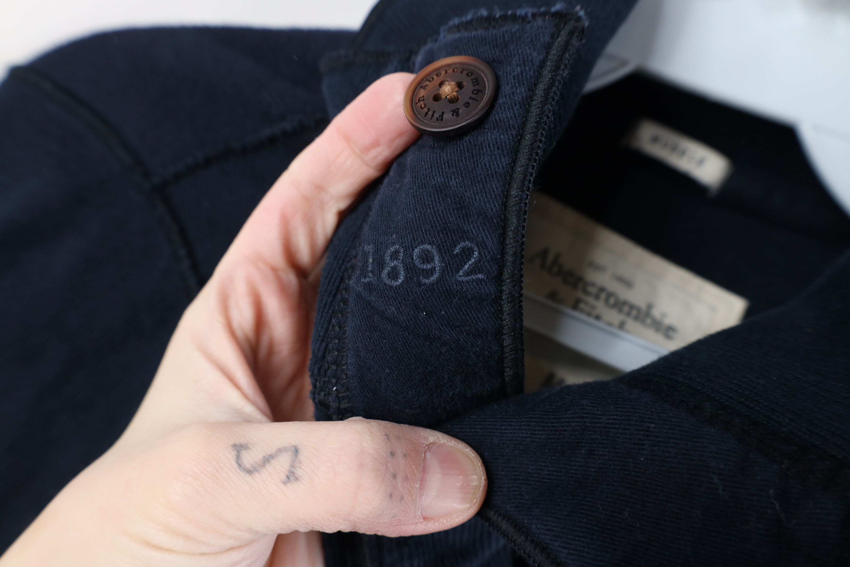 Abercrombie & Fitch Vintage 90s Y2K Abercrombie & Fitch Ribbed Henley Sweater Size US M / EU 48-50 / 2 - 5 Thumbnail