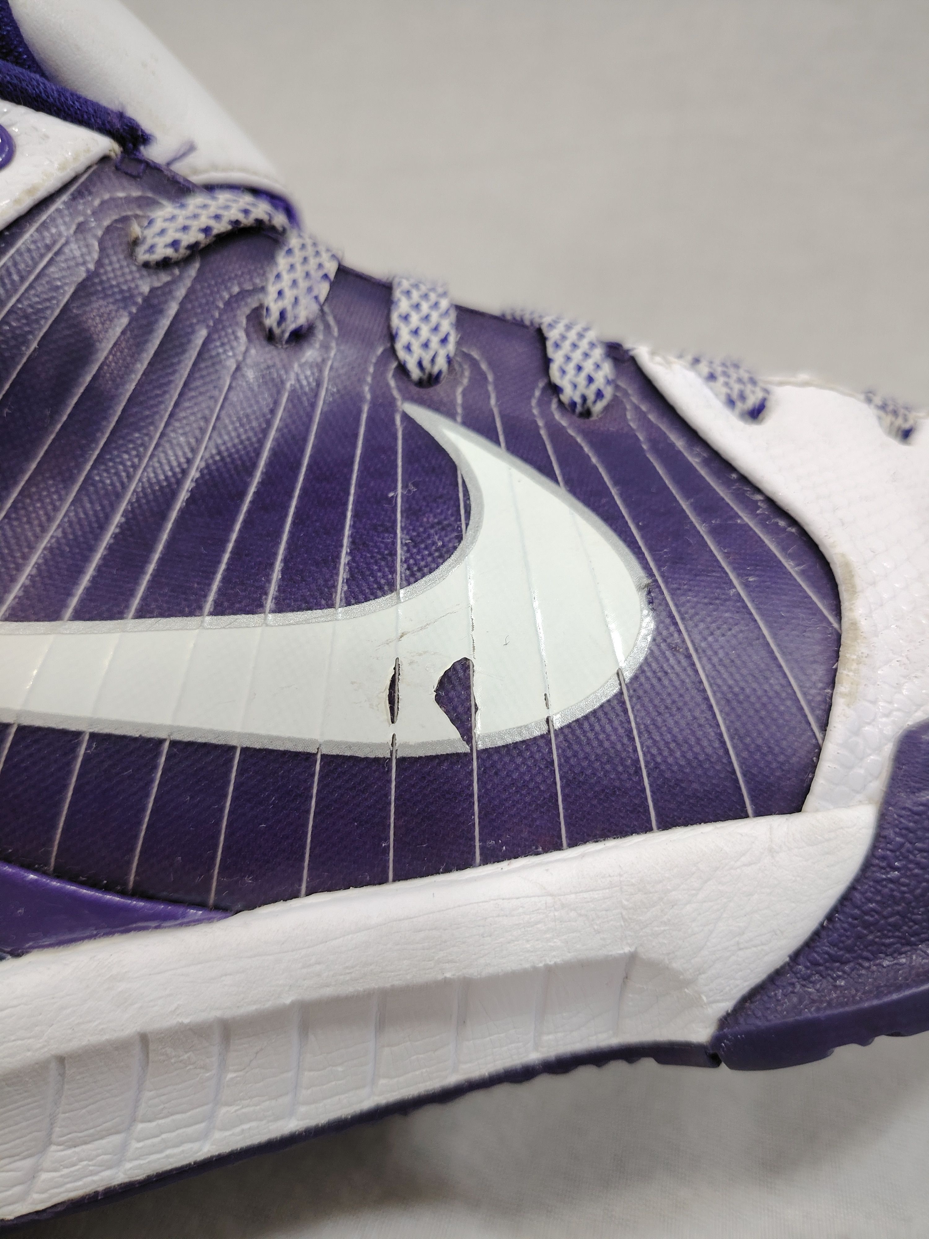 Nike NIKE ZOOM KOBE 4 TB "VARSITY PURPLE" 381947-118 Size 9.5 US Size US 9.5 / EU 42-43 - 10 Thumbnail
