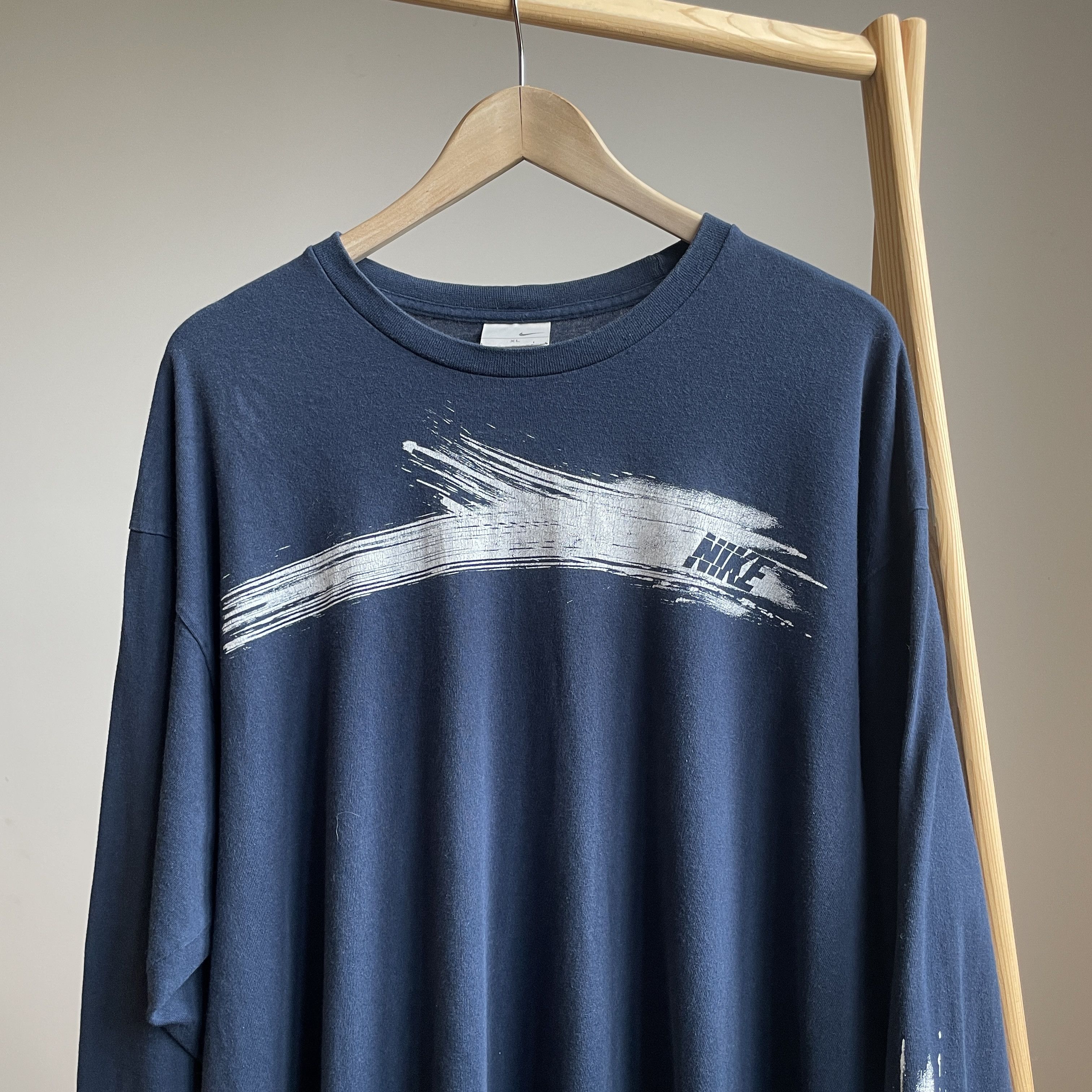 Nike Nike Vintage Y2K Long Sleeve T-Shirt Size XL Size US XL / EU 56 / 4 - 3 Thumbnail