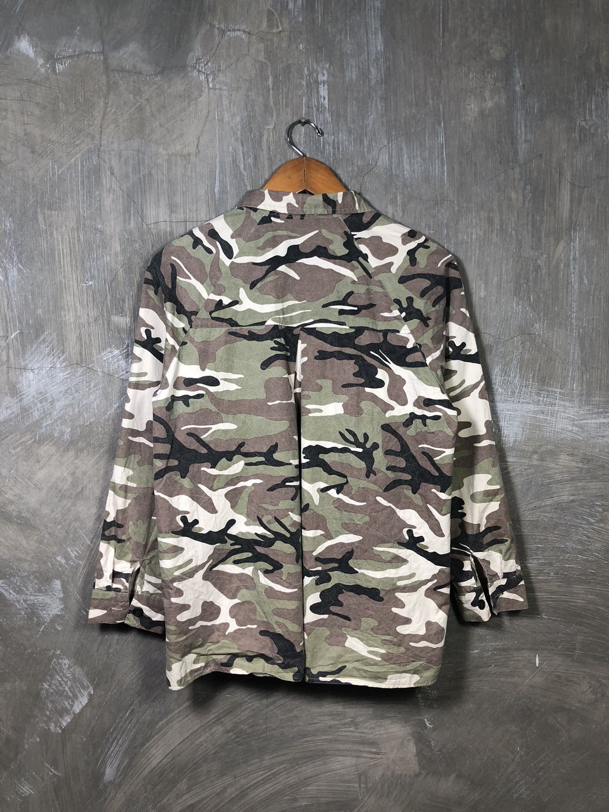 Japanese Brand Unknown Army Button Up Shirt Size L / US 10 / IT 46 - 5 Thumbnail