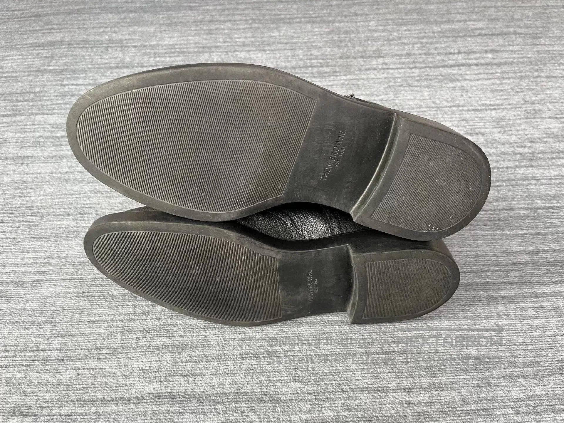 Thom Browne Thom Browne Men's Classic Short Boots. Size US 7 / EU 40 - 4 Thumbnail