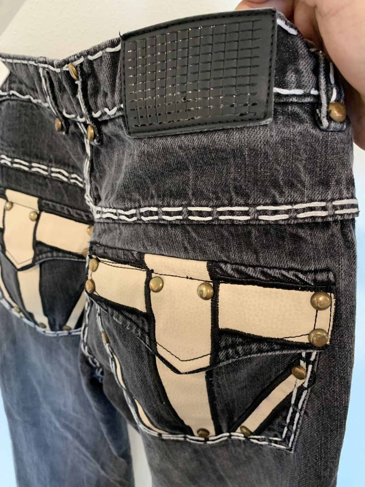 Japanese Brand Vintage Xotix leather detailed baggy jeans Size US 34 / EU 50 - 8 Thumbnail