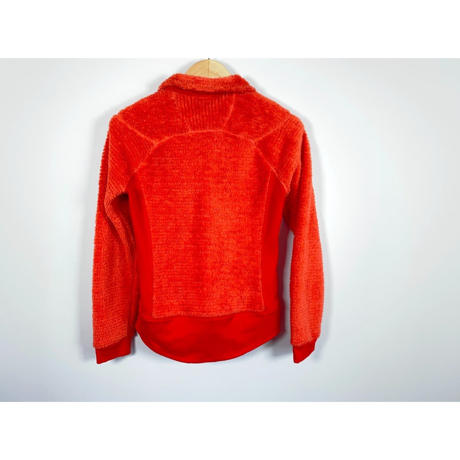 Mountain Hardwear VINTAGE Mountain Hardwear Snap T Fleece Pullover Womens Small Orange Polartec Size S / US 4 / IT 40 - 2 Thumbnail