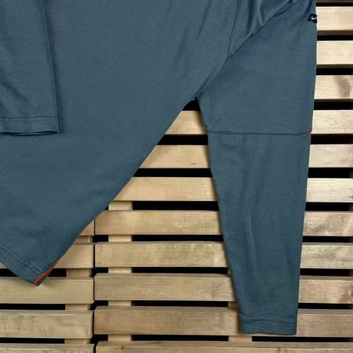 Nike × Vintage Mens Sweatshirt Long Sleeve Nike Vintage Size M Size US M / EU 48-50 / 2 - 4 Thumbnail