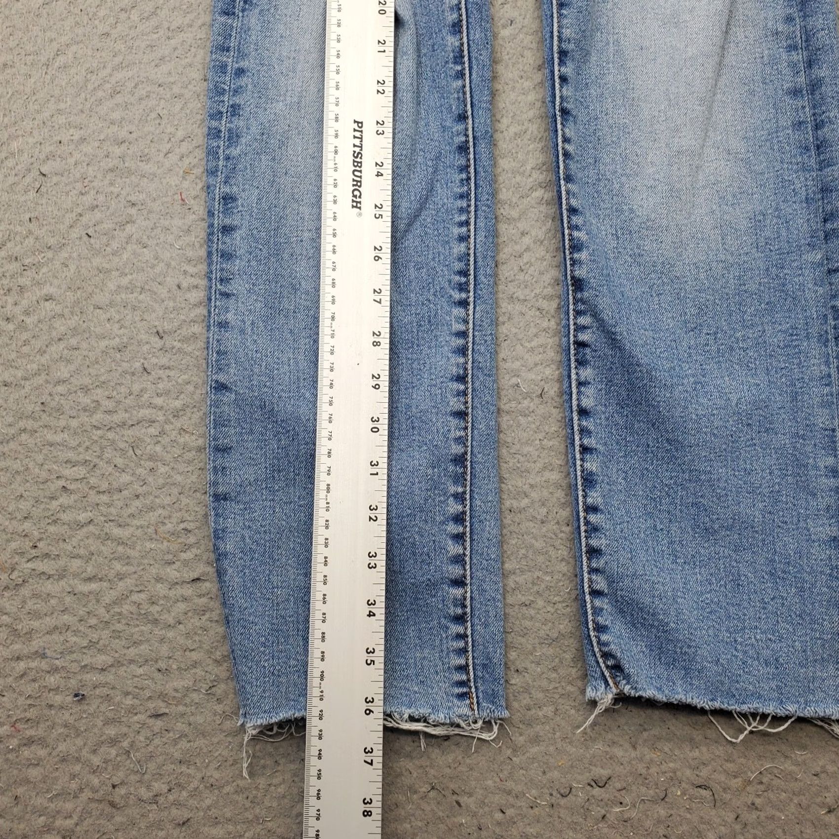 Levi's Levi's Jeans Womens Blue Wedgie Straight Distressed Button Fly Frayed Hem Size 26x28 Size 26" / US 2 / IT 38 - 3 Thumbnail