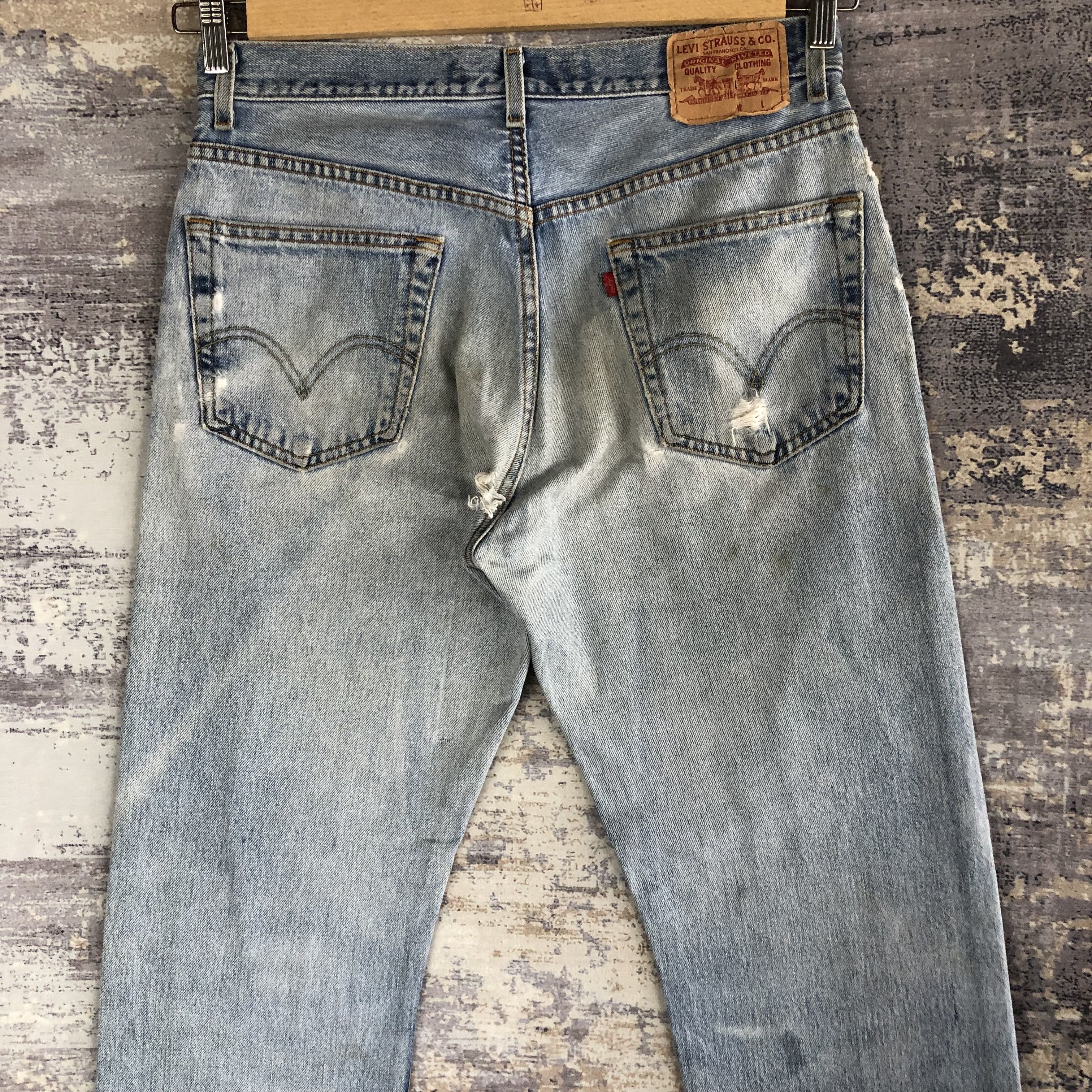 Levi's Vintage Levis Faded Jeans Levis Distressed Light Wash Denim Size US 32 / EU 48 - 4 Thumbnail